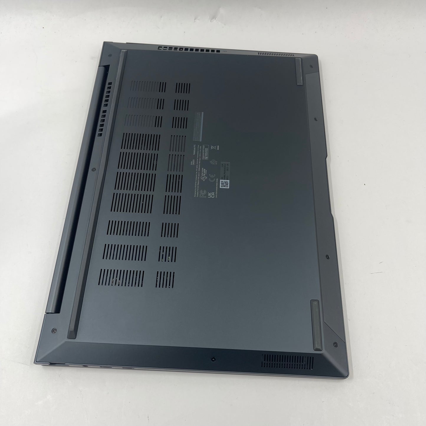 ASUS Zenbook Q420V 14.5" i7-13700H 2.4GHz 16GB RAM 512GB SSD