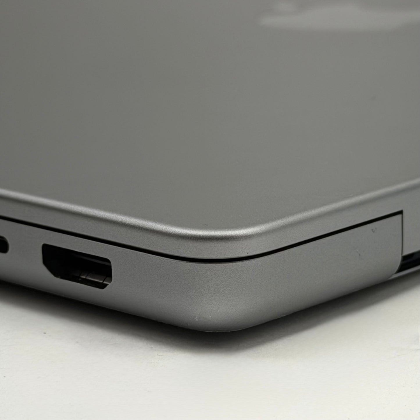 2023 Apple MacBook Pro 14" M2 Pro 16C GPU 3.5GHz 16GB RAM 512GB SSD MPHE3LL/A