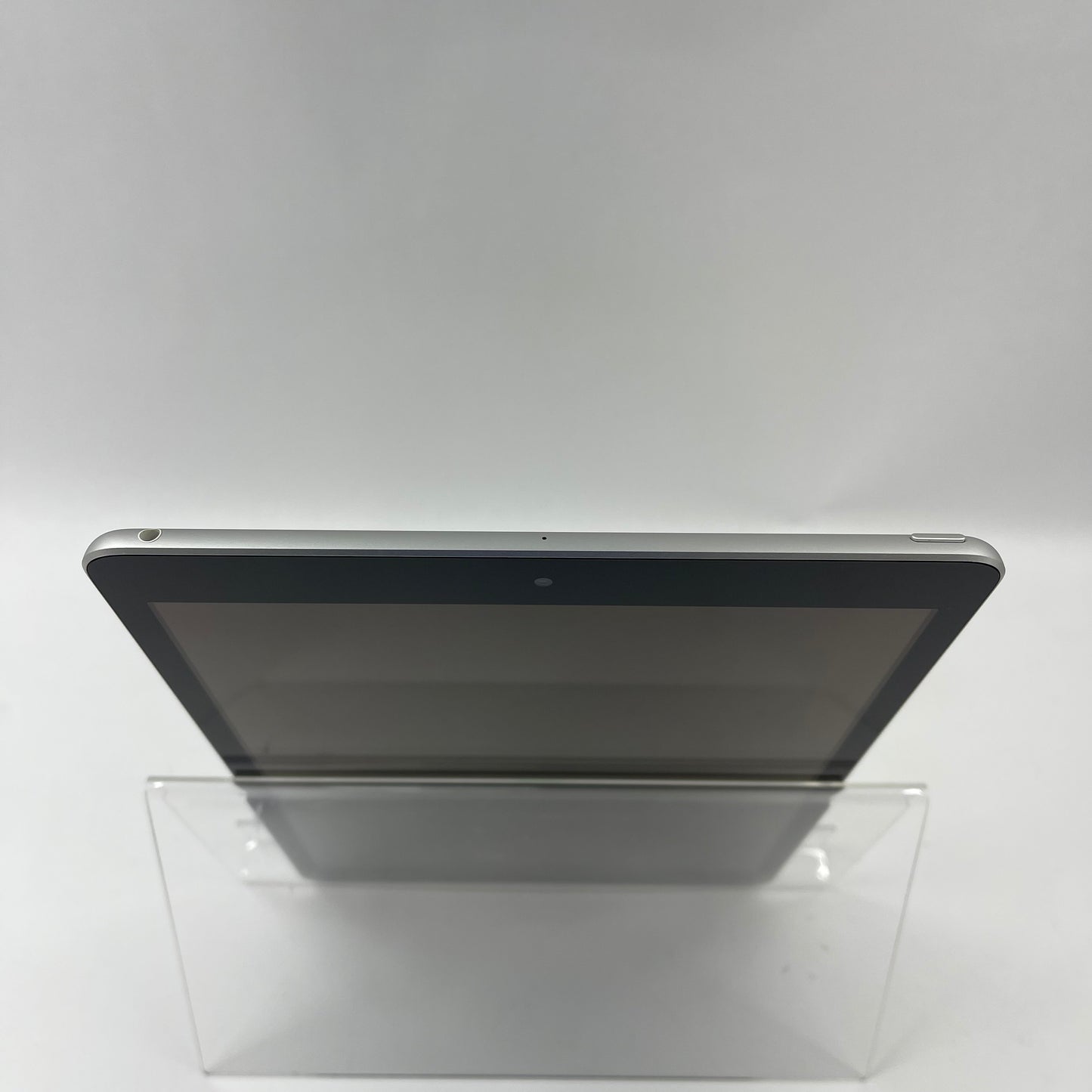WiFi Only Apple iPad 9th Gen 64GB Silver MK2L3LL/A