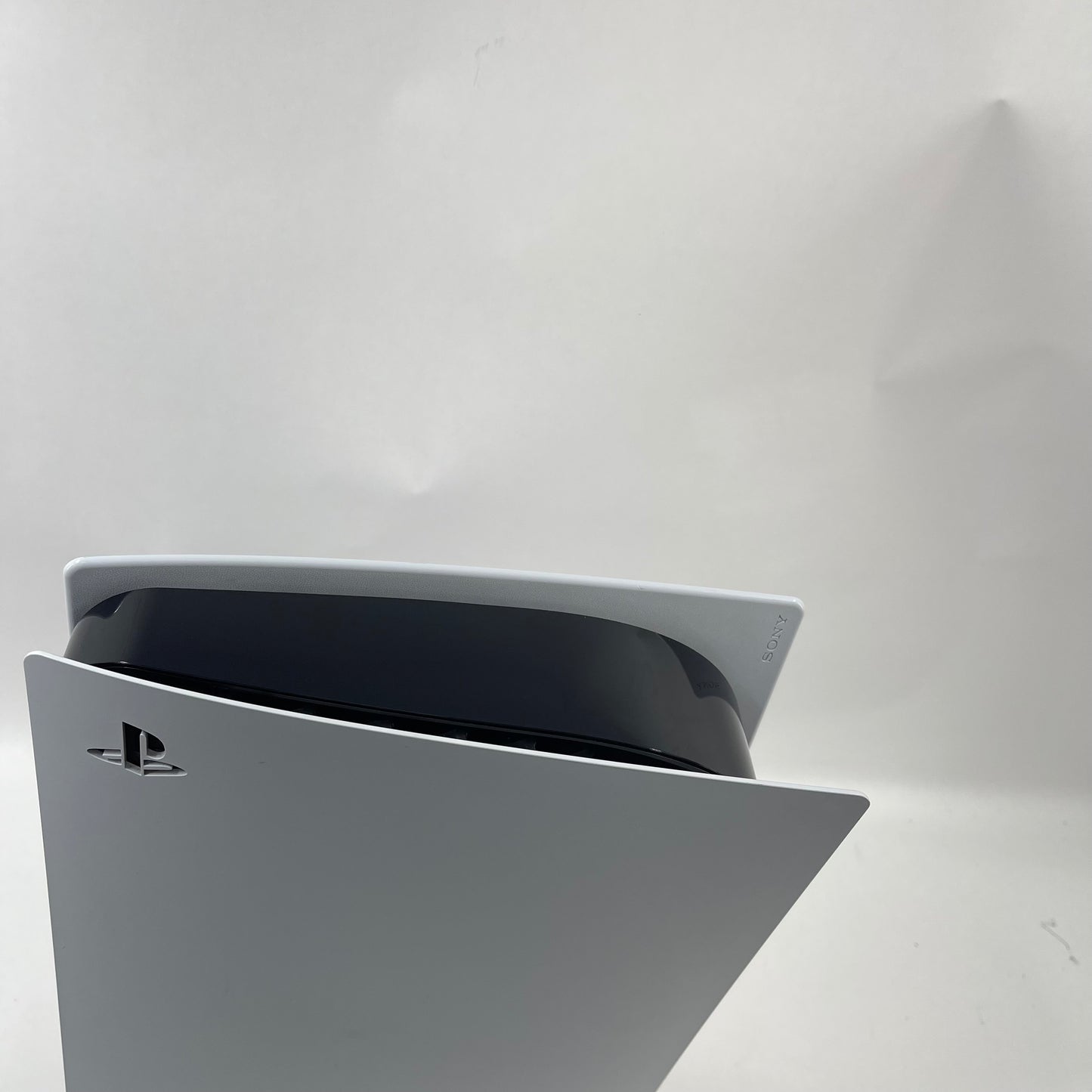 Sony PlayStation 5 Disc Edition PS5 825GB White Console Gaming System CFI-1015A