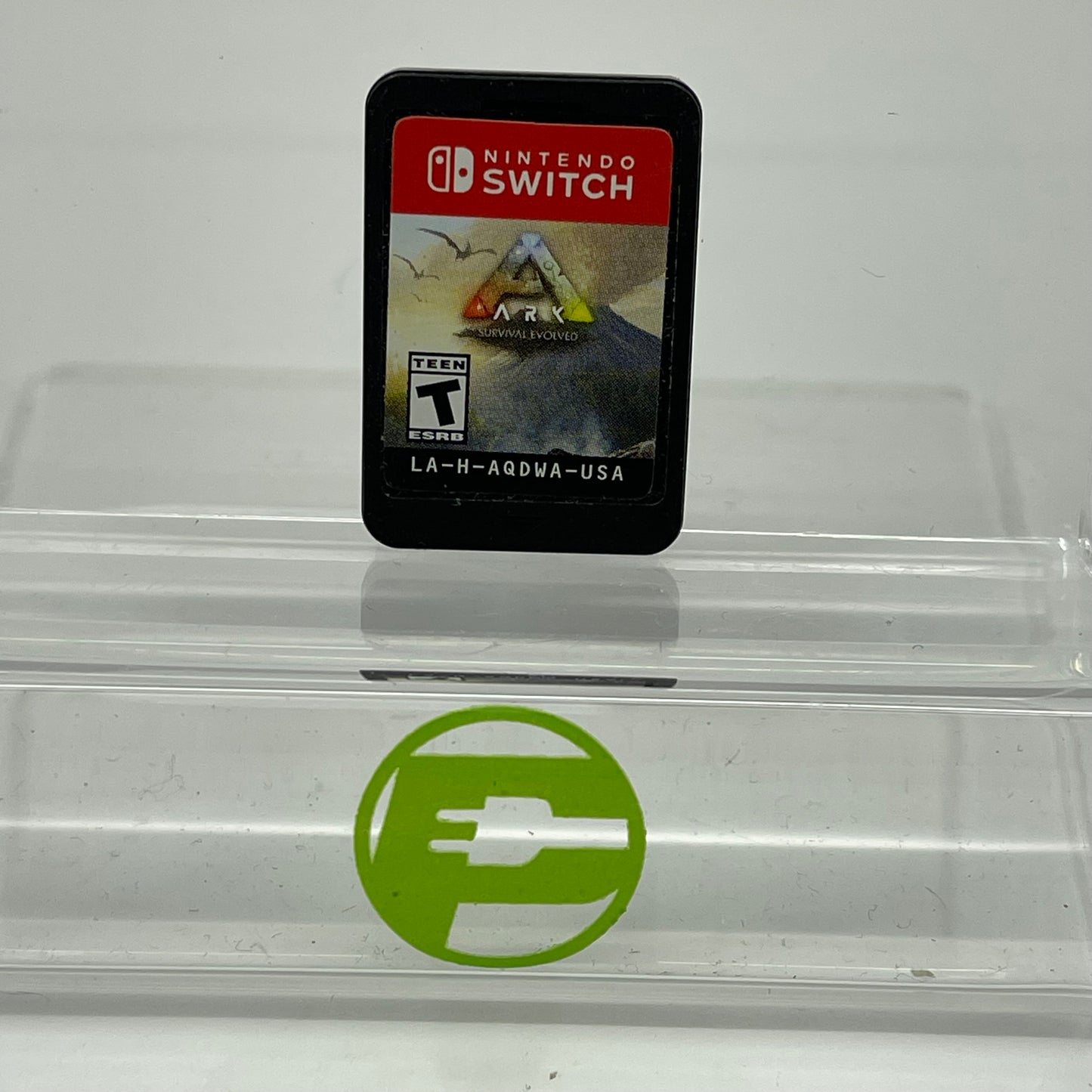 Ark Survival Evolved (Nintendo Switch, 2018)