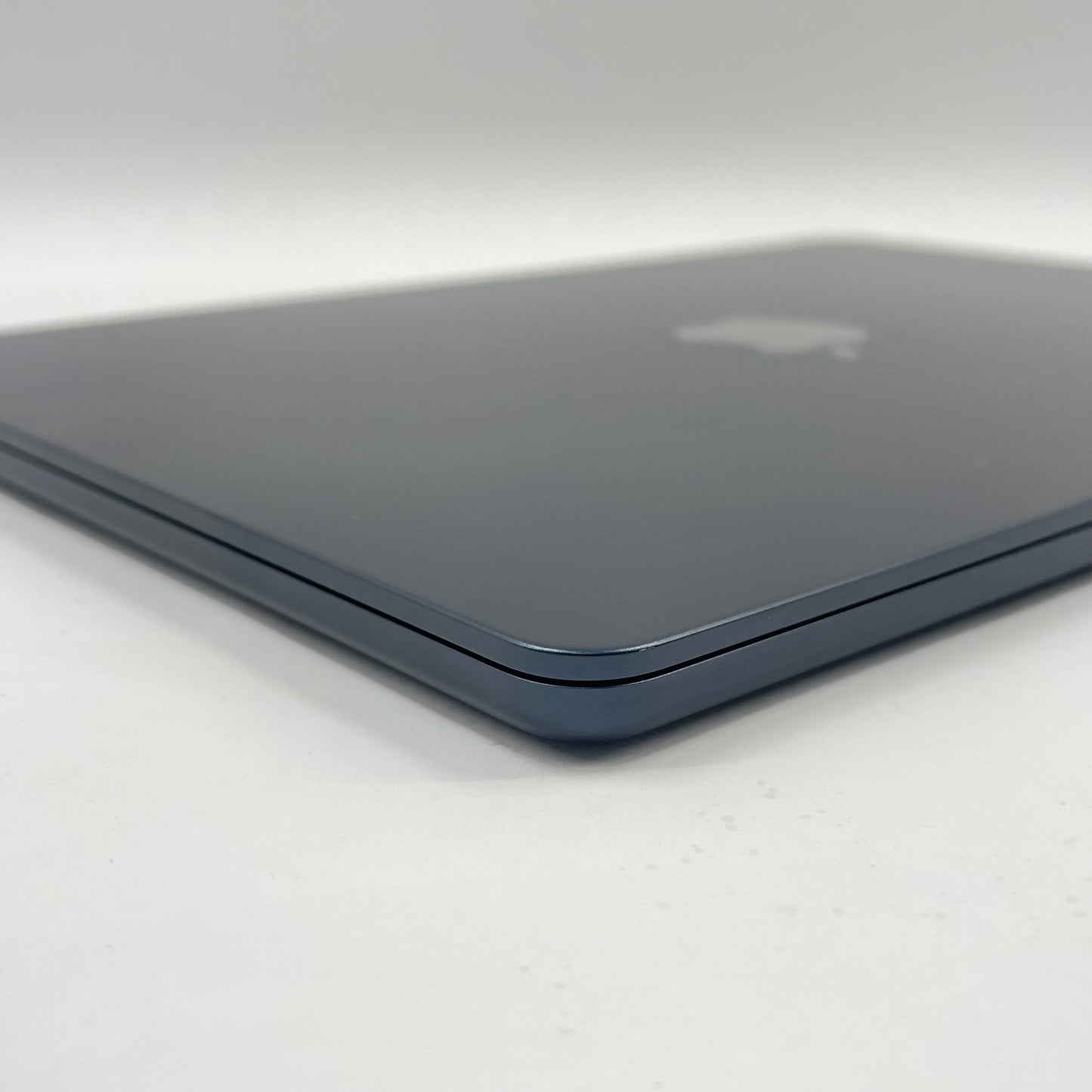 2025 Apple MacBook Air 13.3" M4 8C GPU 4.5GHz 16GB RAM 256GB SSD A3240
