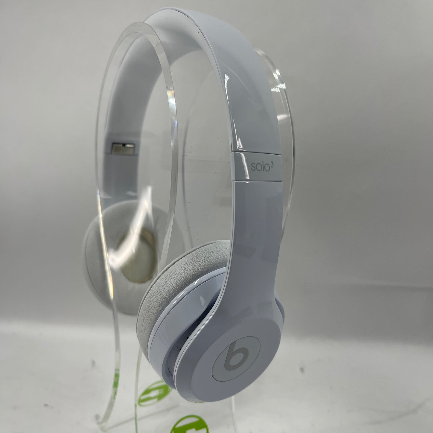 Beats Solo3 Wireless Over-Ear Bluetooth Headphones White MNEP2LL/A