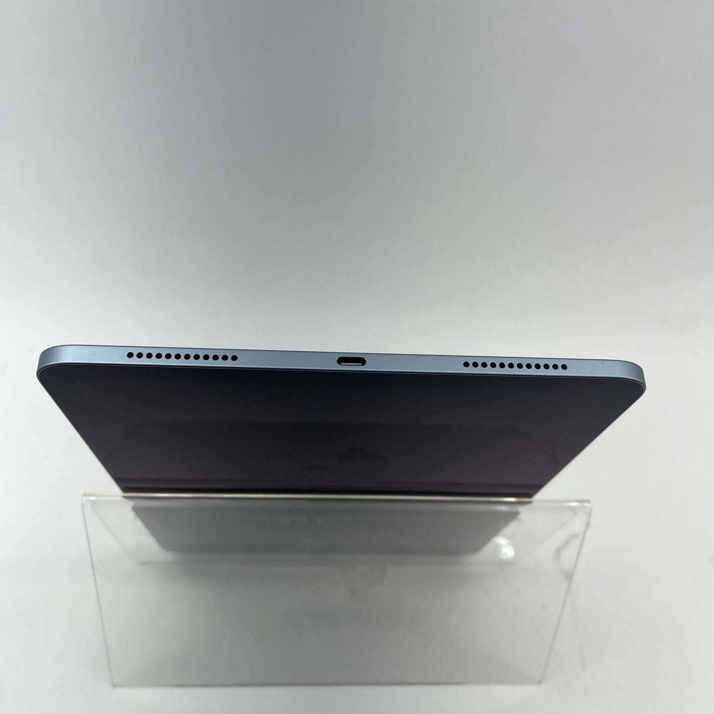 WiFi Only Apple iPad Air 4th Gen 64GB Sky Blue MYFQ2LL/A