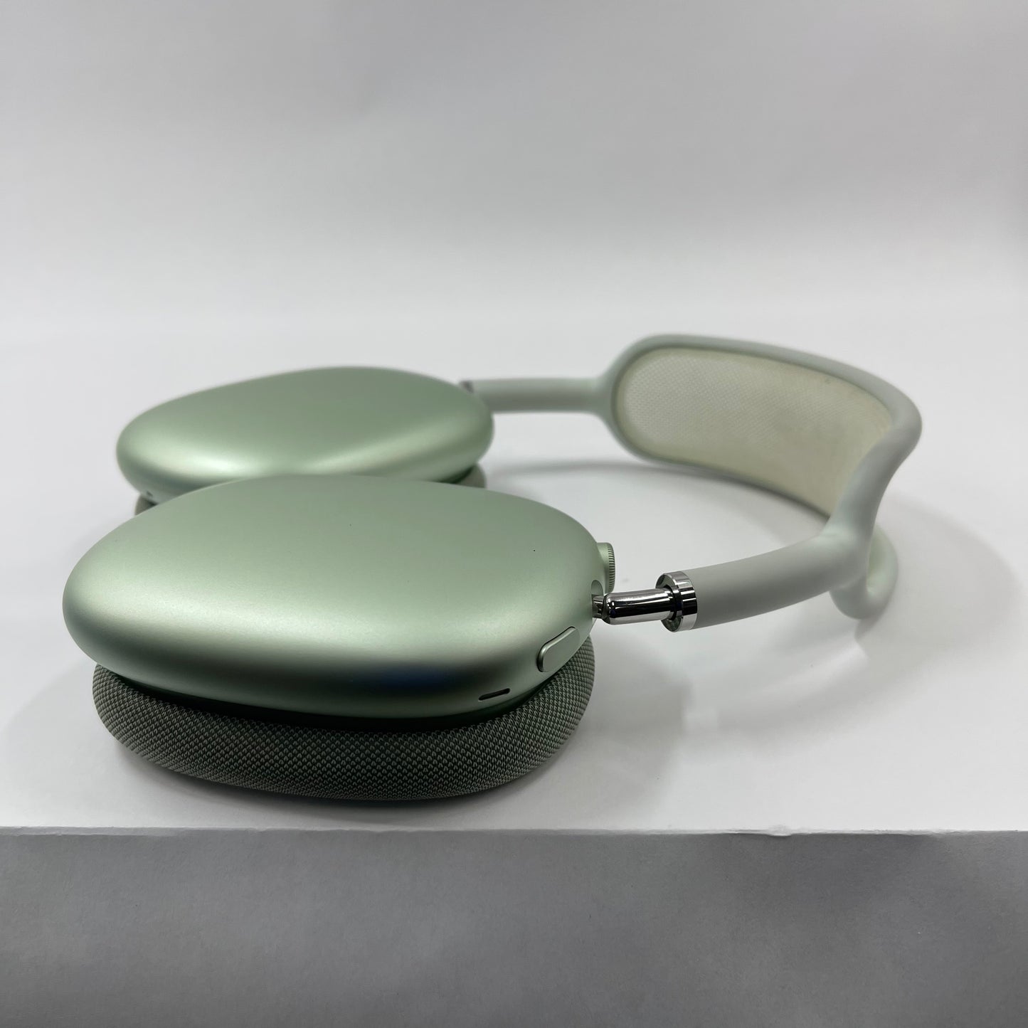 Apple AirPods Max Wireless Over-Ear Headphones Green MGYN3AM/A