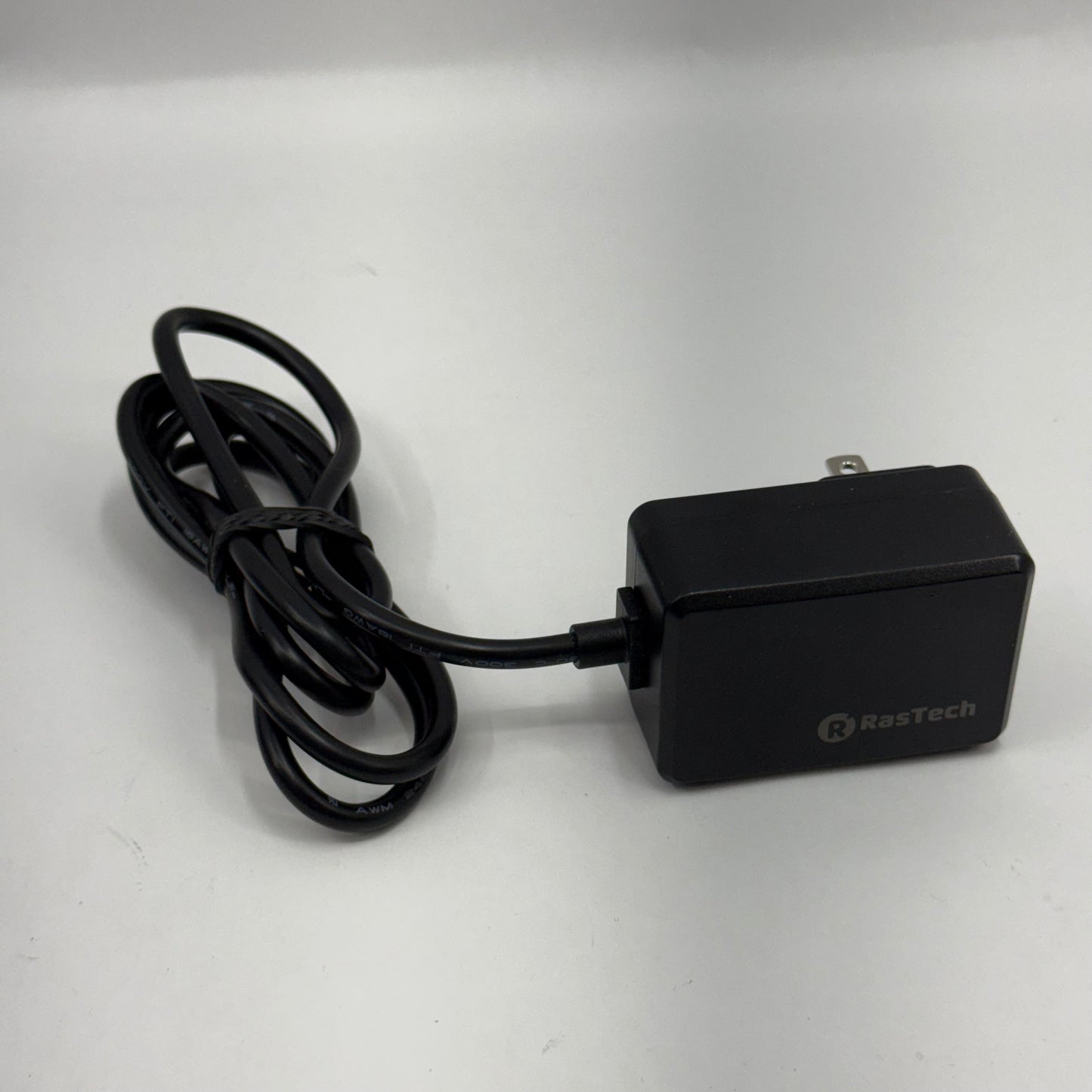 Valve Steam Deck 7" AMD 7nm Ryzen APU 16GB RAM 256GB Black 1010