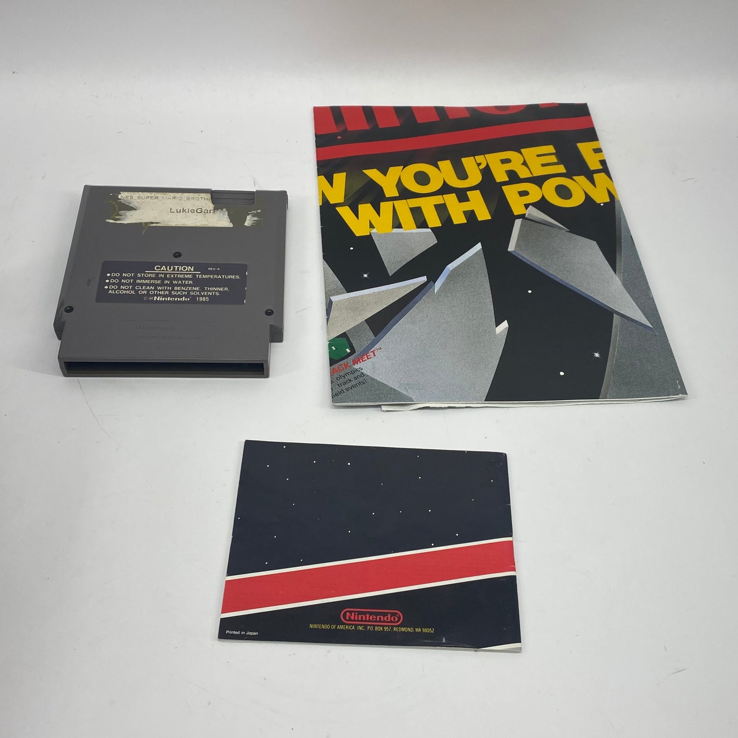 Nintendo Entertainment System NES Video Game Console NES-001 Gray