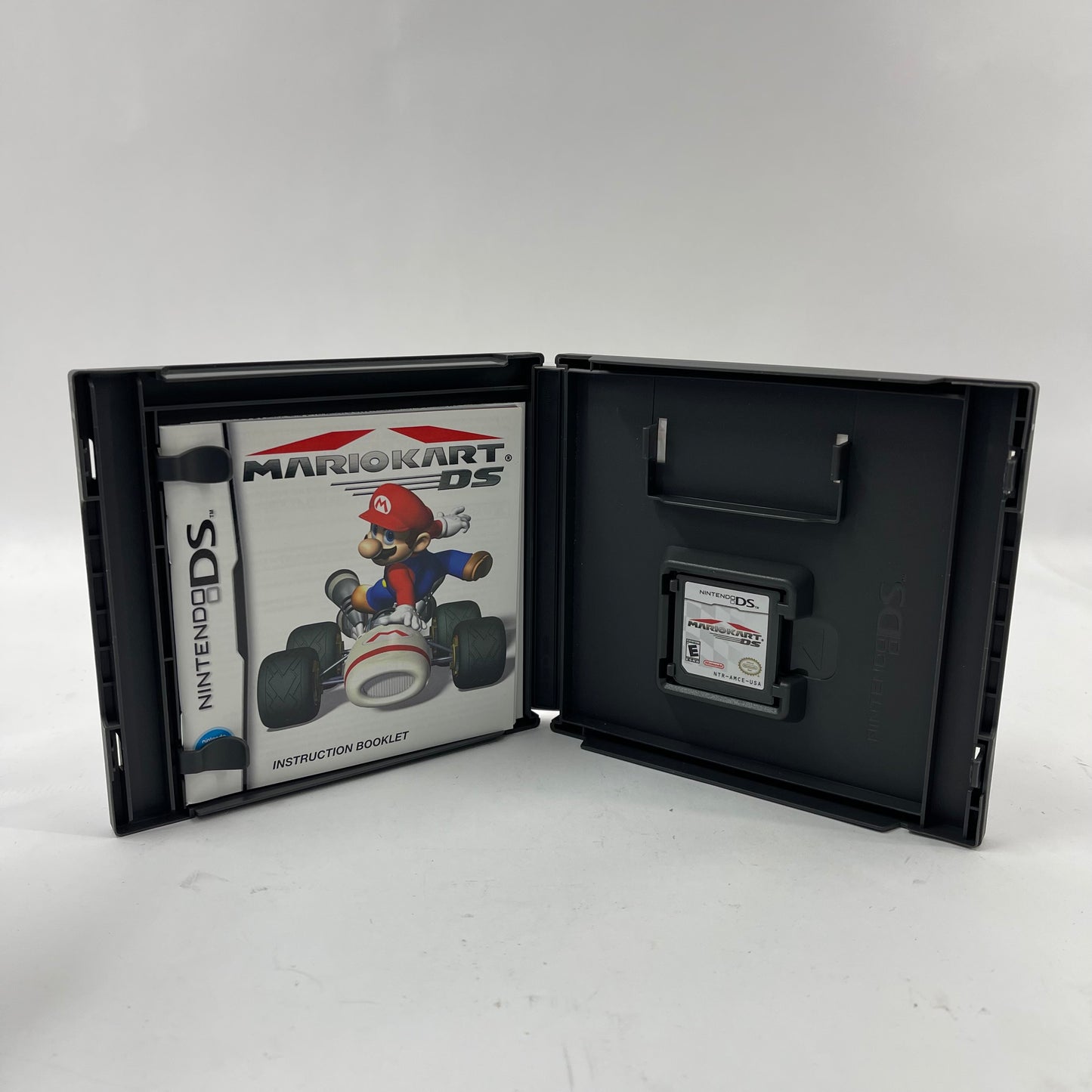 Mario Kart DS (Nintendo DS, 2005)