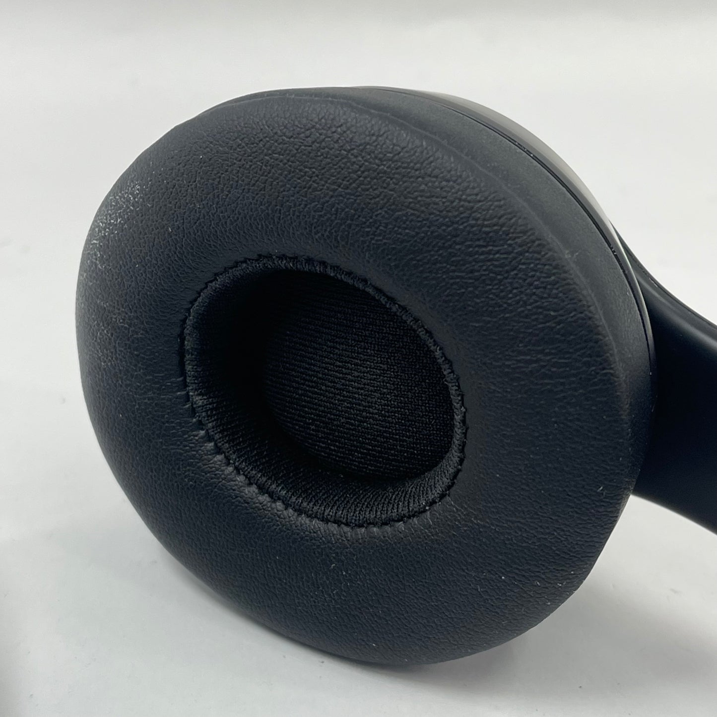 Beats Solo4 Wireless Over-Ear Bluetooth Headphones Black A3140