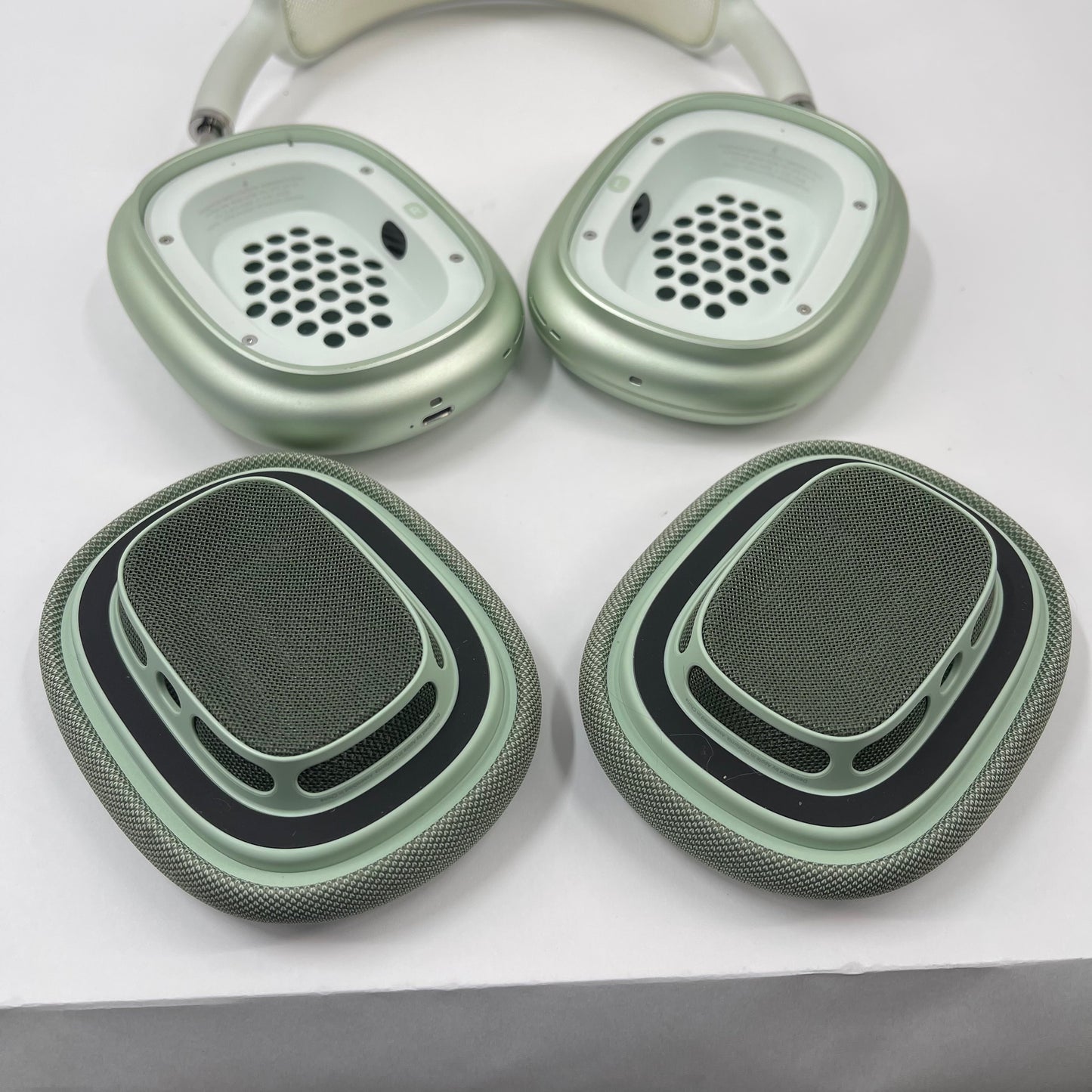 Apple AirPods Max Wireless Over-Ear Headphones Green MGYN3AM/A