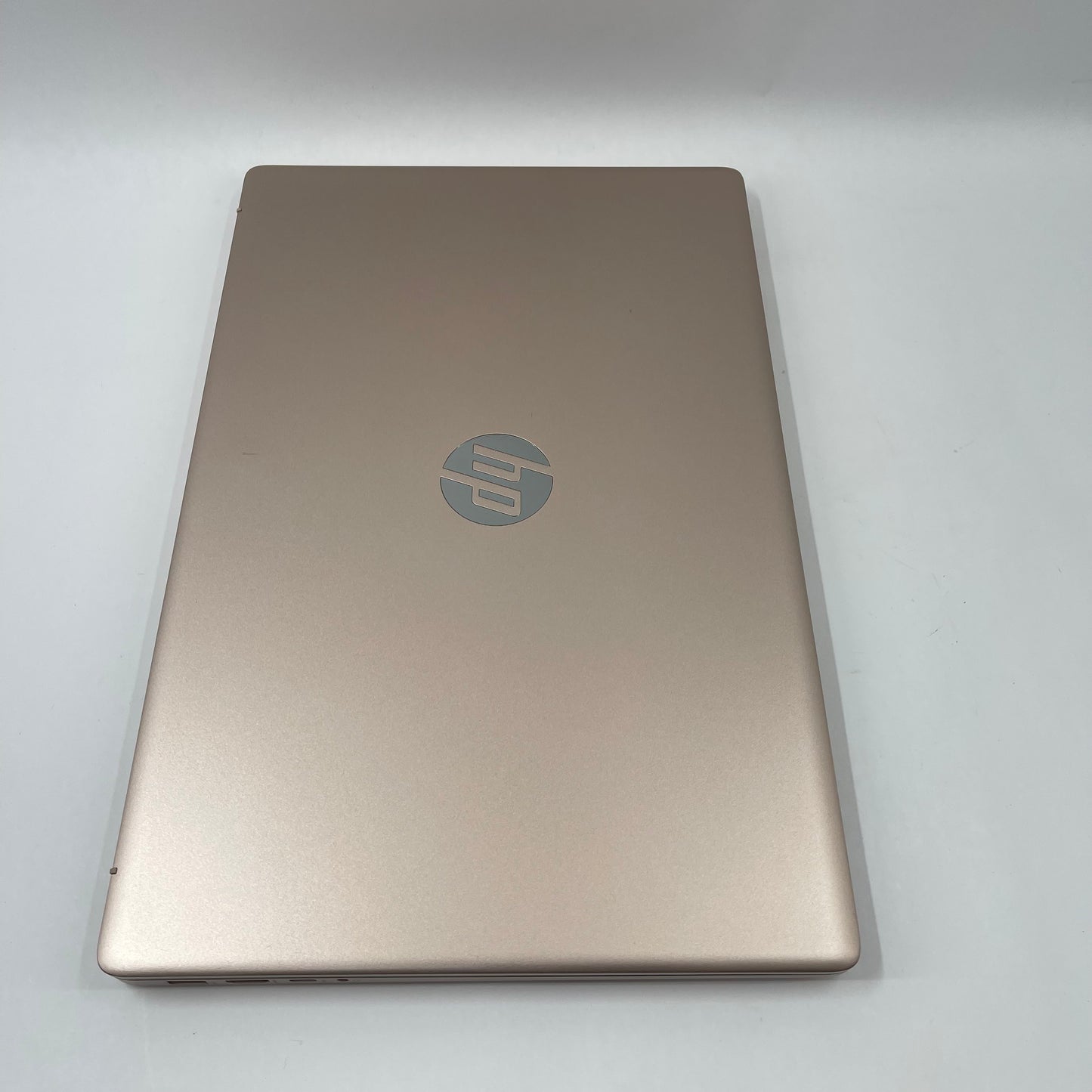 HP Laptop 17-CN0045NR 17.3" Celeron N4120 1.1GHz 4GB RAM 256GB SSD