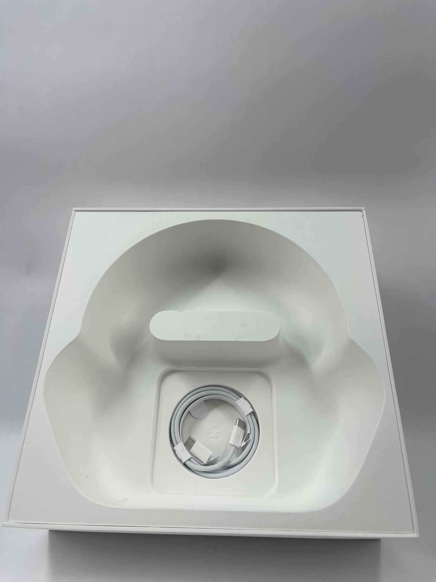 Apple AirPods Max Wireless Over-Ear Headphones Midnight MWW43AM/A