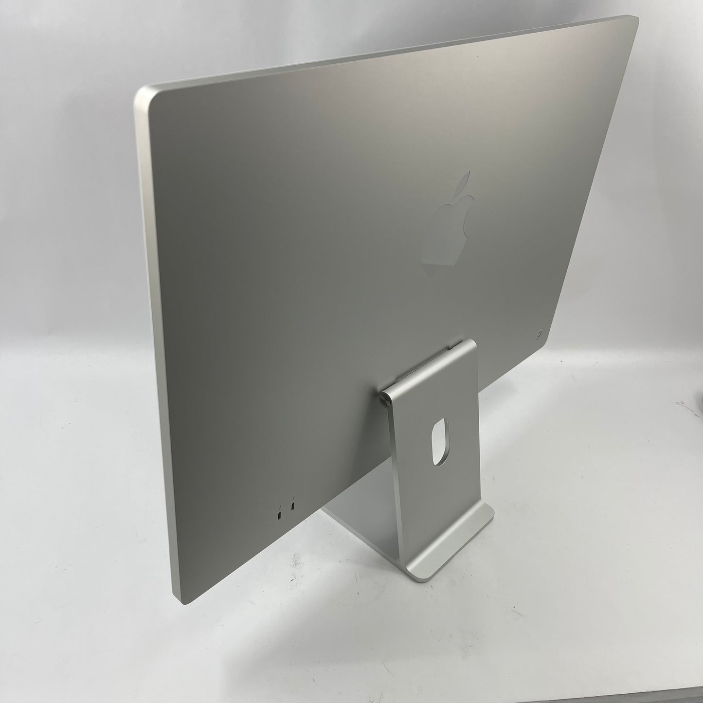 2021 Apple iMac 24" M1 3.2GHz 8GB RAM 256GB SSD Silver A2439