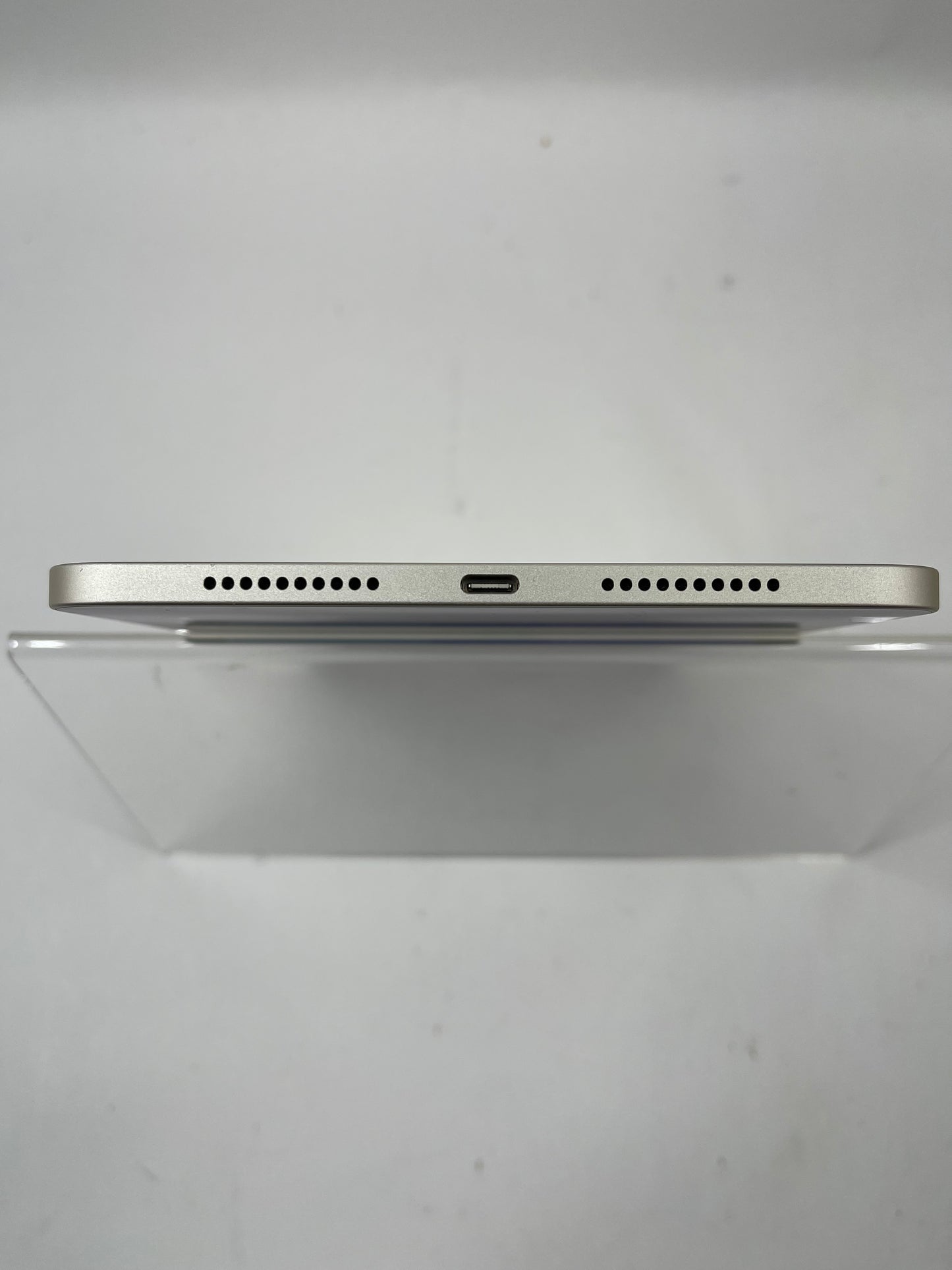 WiFi Only Apple iPad Mini 6th Gen 64GB Starlight MK7P3LL/A