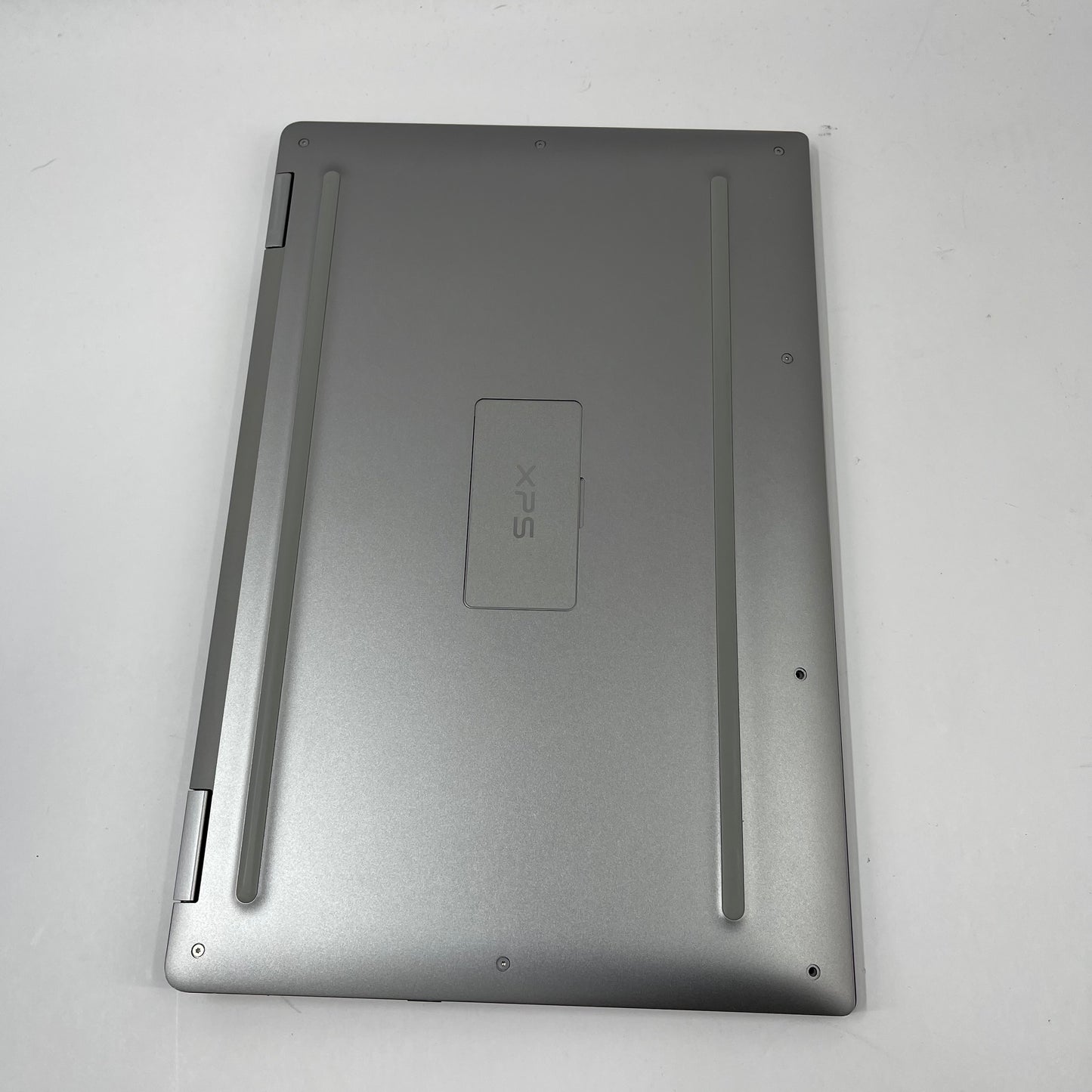 Dell XPS 13 9365 2-IN-1 13.3" i5-7y54 1.6GHz 4GB RAM 128GB SSD