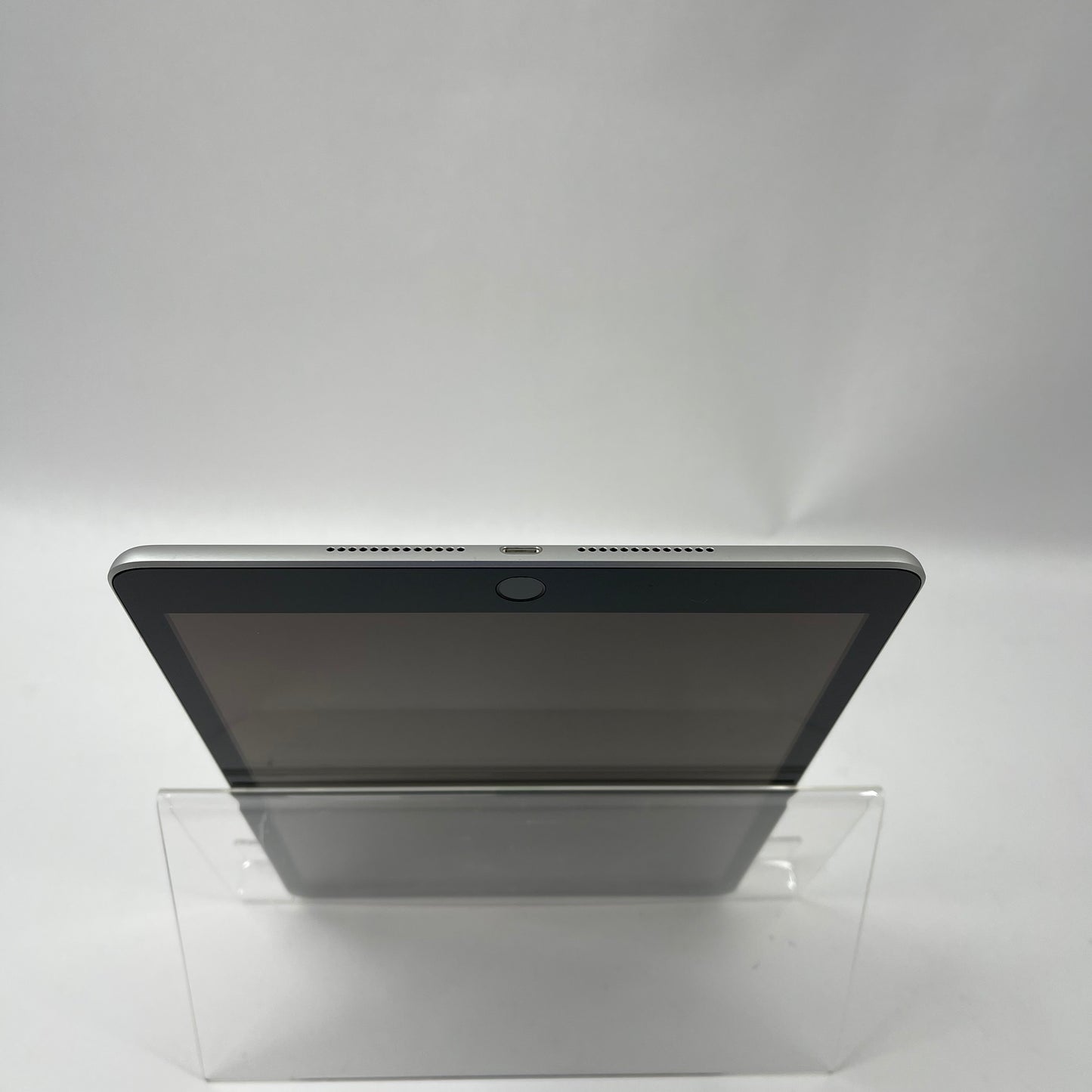 WiFi Only Apple iPad 9th Gen 64GB Silver MK2L3LL/A