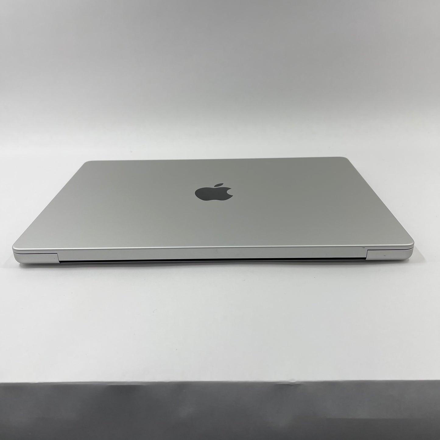 2023 Apple MacBook Pro 14" M3 10C GPU 4.0GHz 16GB RAM 1TB SSD A2918