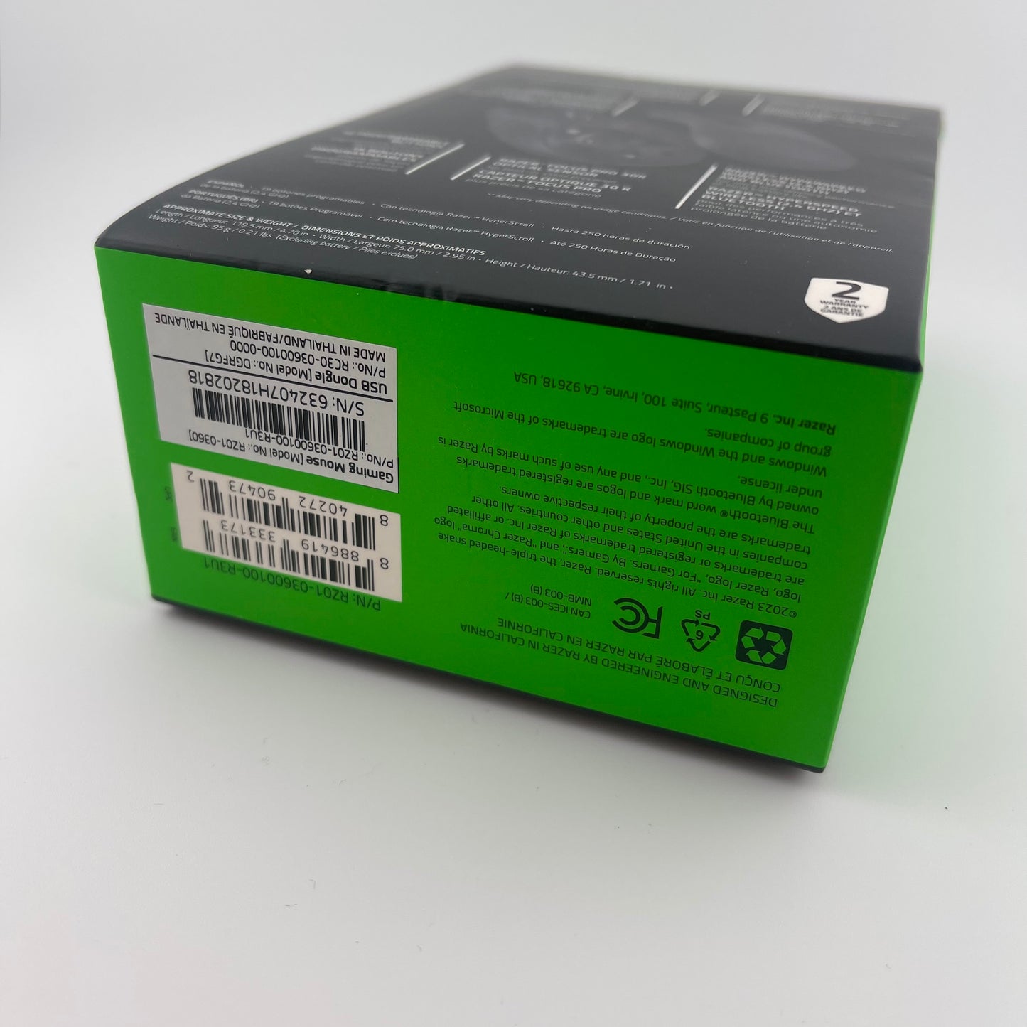 New Razer Naga V2 HyperSpeed Wireless Gaming Mouse RZ01-0360