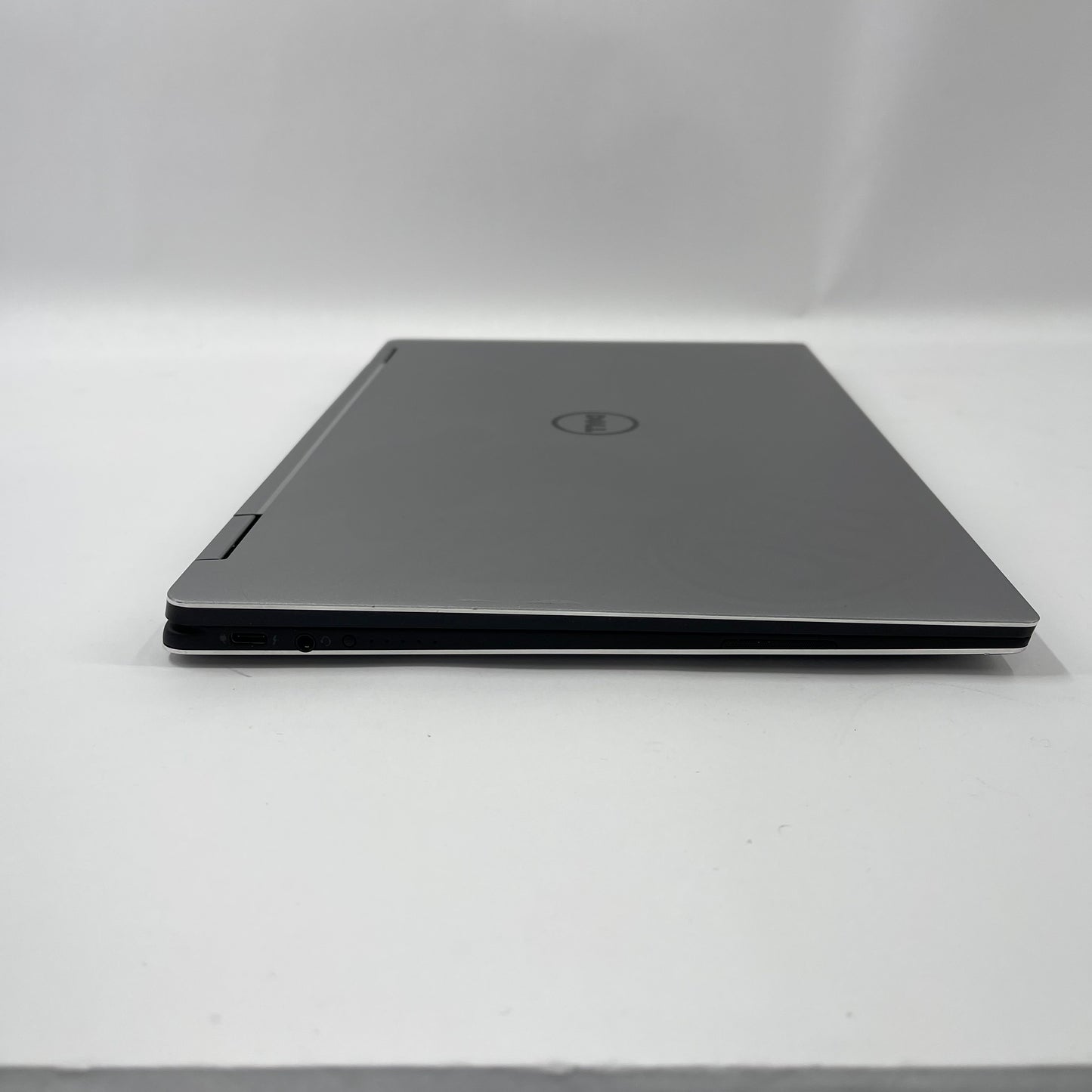 Dell XPS 13 9365 2-IN-1 13.3" i5-7y54 1.6GHz 4GB RAM 128GB SSD