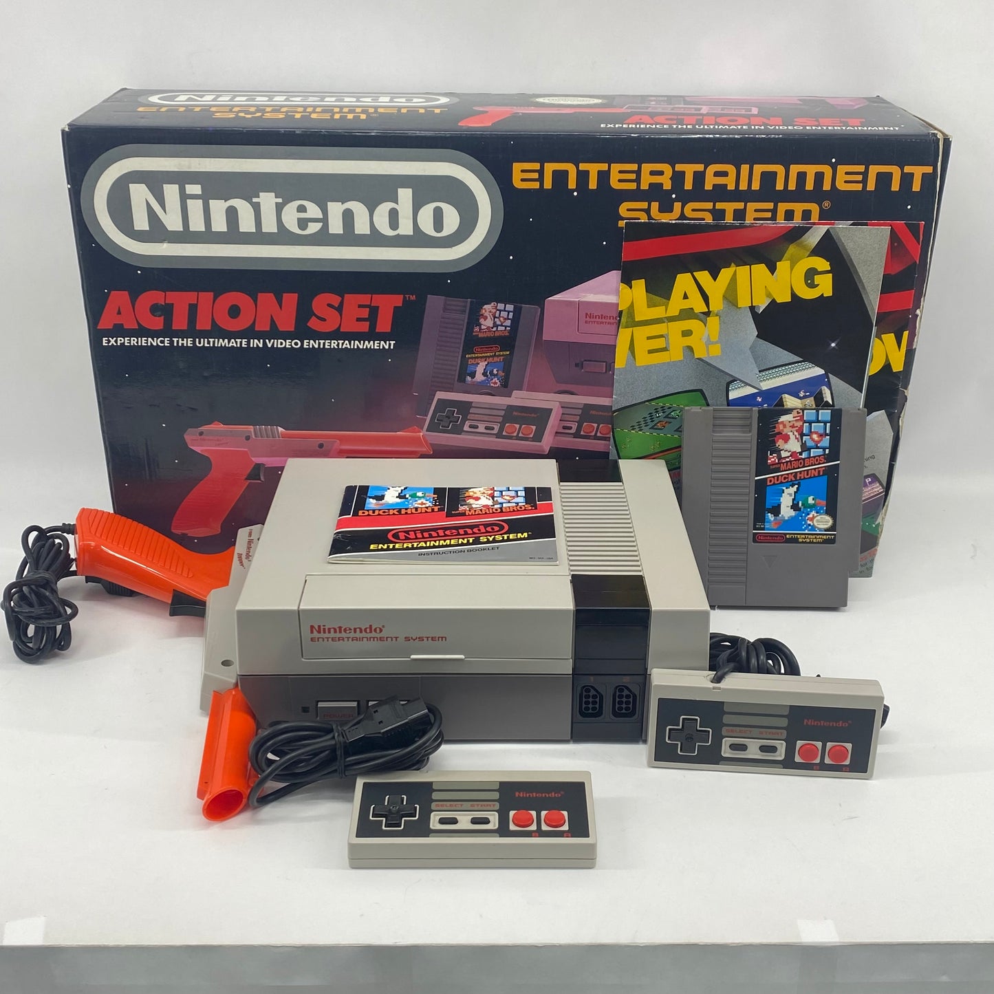 Nintendo Entertainment System NES Video Game Console NES-001 Gray