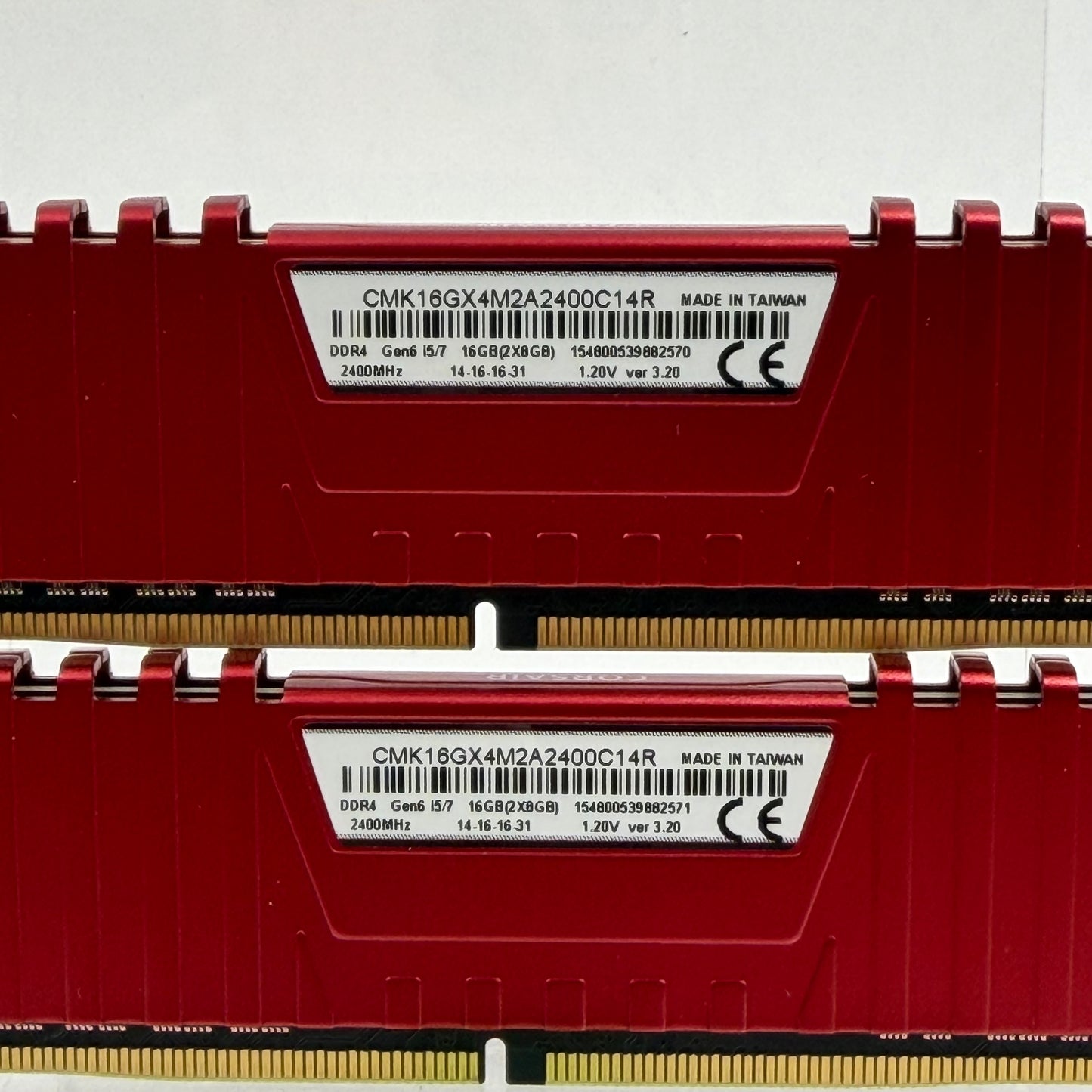Corsair Vengeance LPX 16GB (2x8GB) RAM DDR4 2400MHz CMK16GX4M2A2400C14R