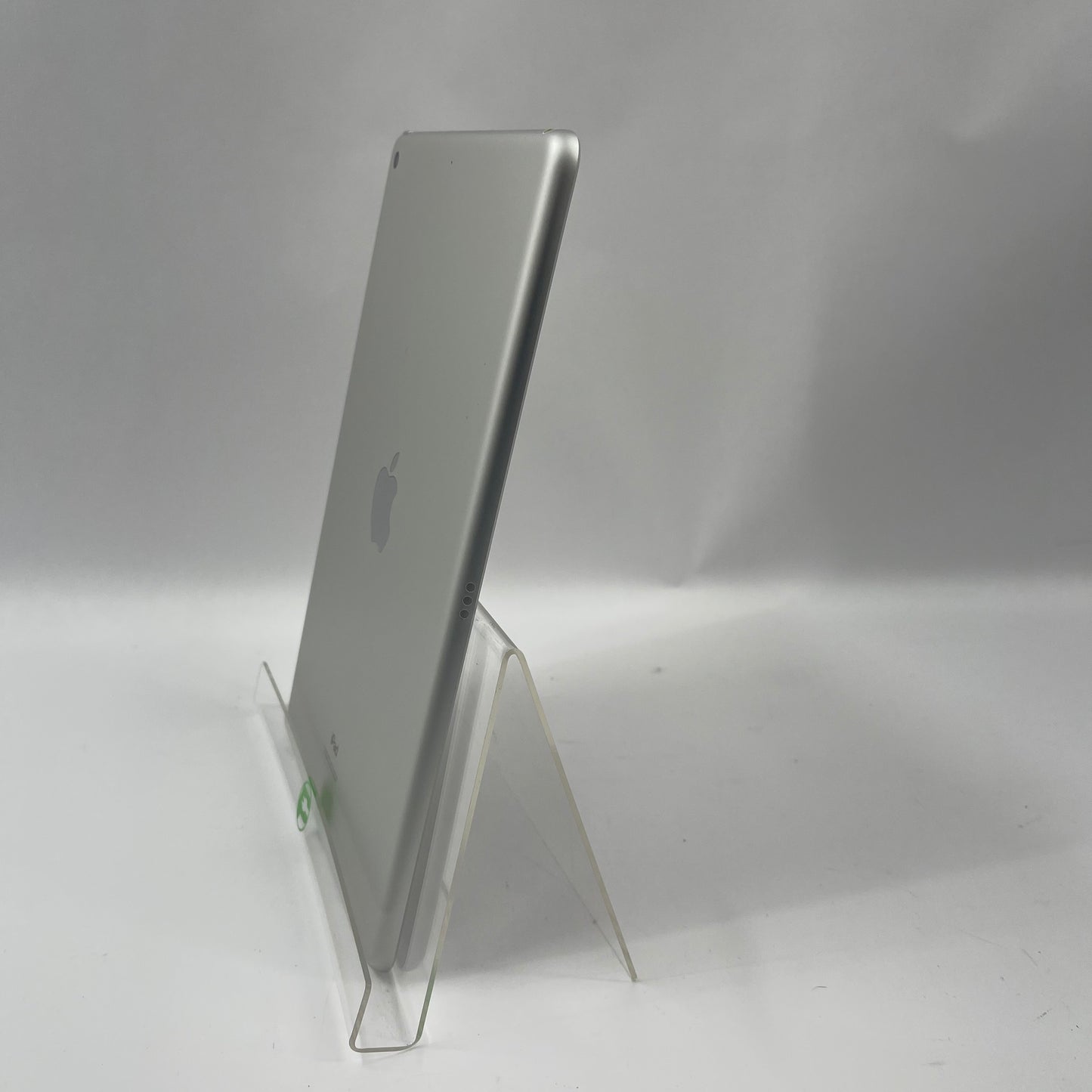 WiFi Only Apple iPad 9th Gen 64GB Silver MK2L3LL/A