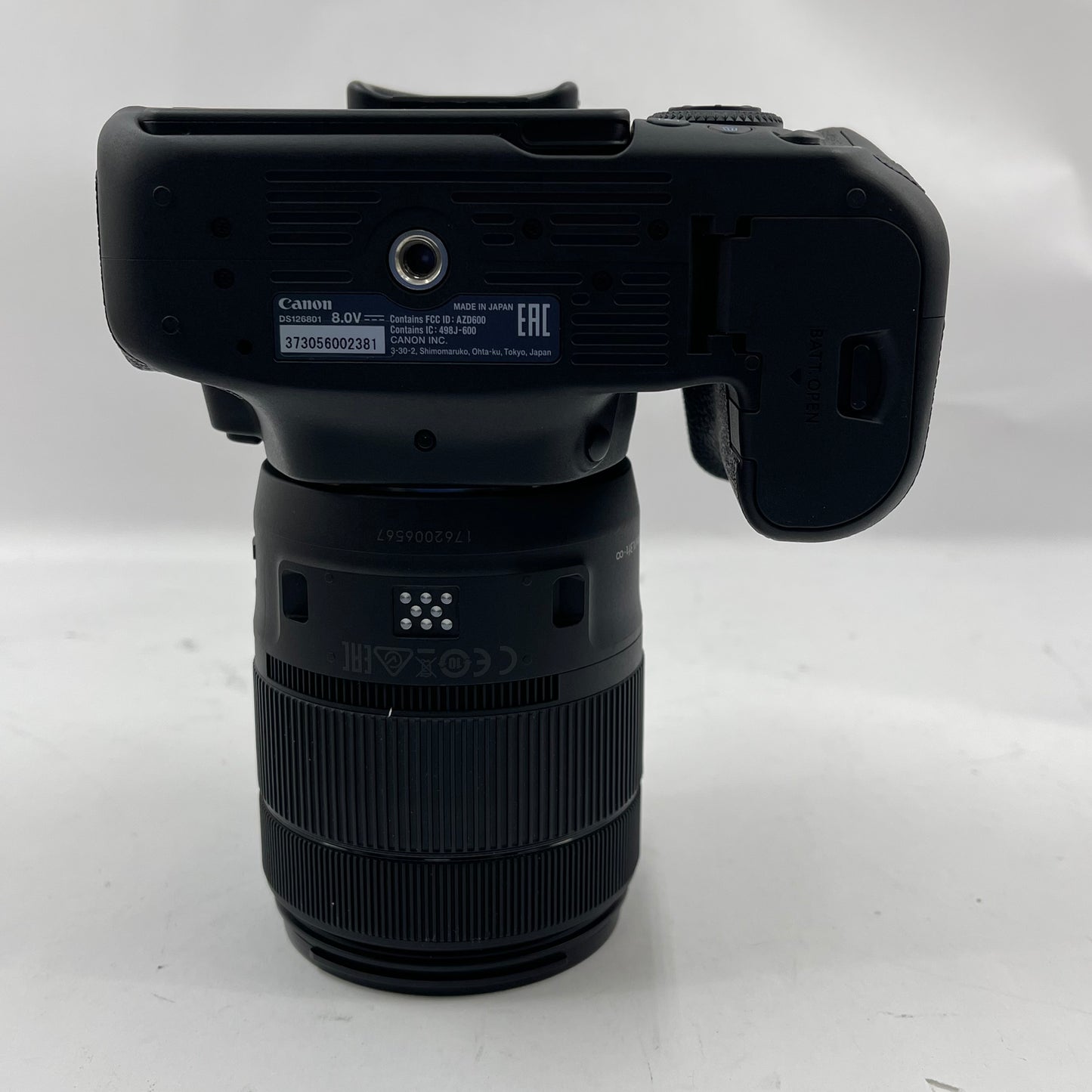 Canon EOS 90D 32.5MP Digital SLR DSLR Camera w/ 18-135mm Canon Lens