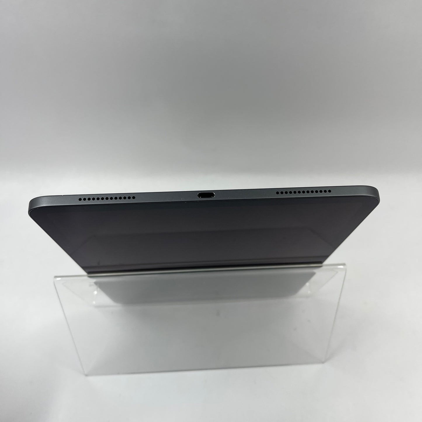 WiFi Only Apple iPad Pro 11" 2nd Gen 256GB Space gray MXDC2LL/A