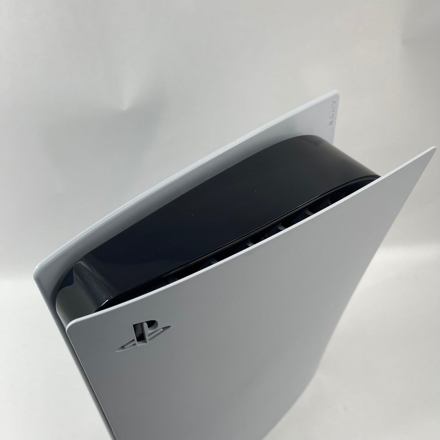 Sony PlayStation 5 Disc Edition PS5 825GB White Console Gaming System CFI-1215A