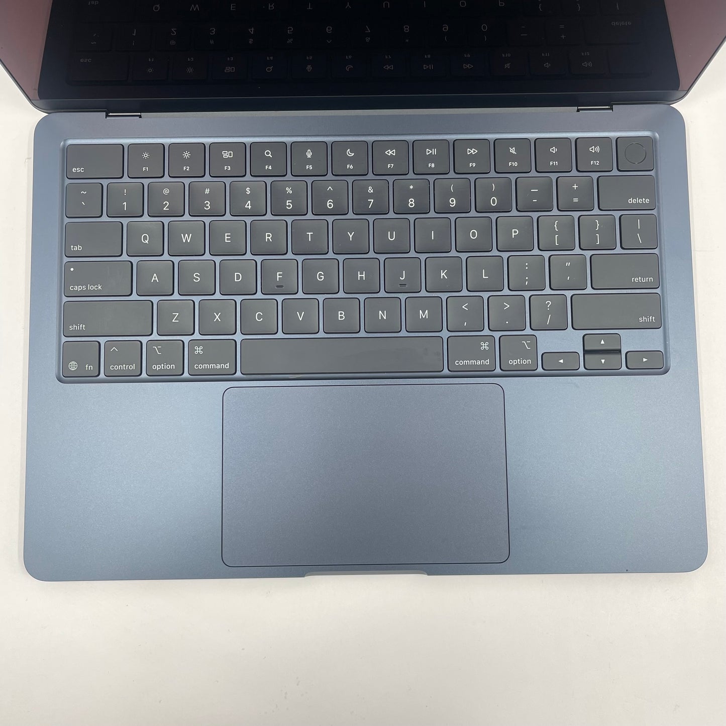 2025 Apple MacBook Air 13.3" M4 8C GPU 4.5GHz 16GB RAM 256GB SSD A3240