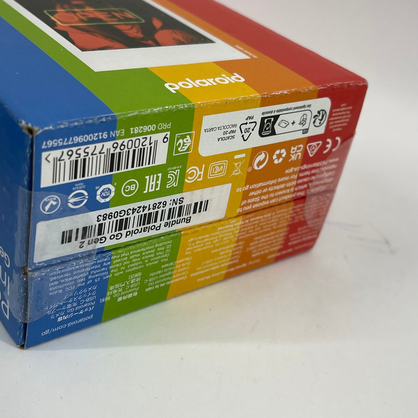 New Polaroid Go Gen 2 Instant Camera Clip Bundle White 006281