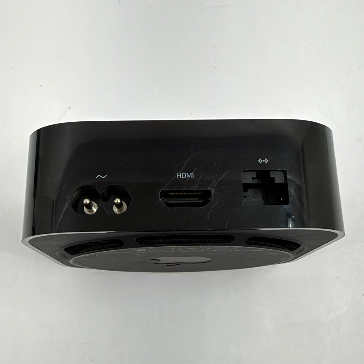 Apple TV 4K 1st Gen 32GB Digital HD Media Streamer MQD22LL/A WiFi + Ethernet Unit Only