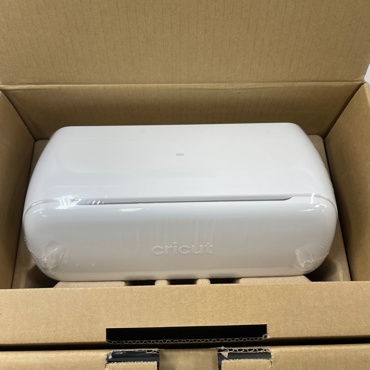 New Cricut Joy Xtra Smart Cutting Machine