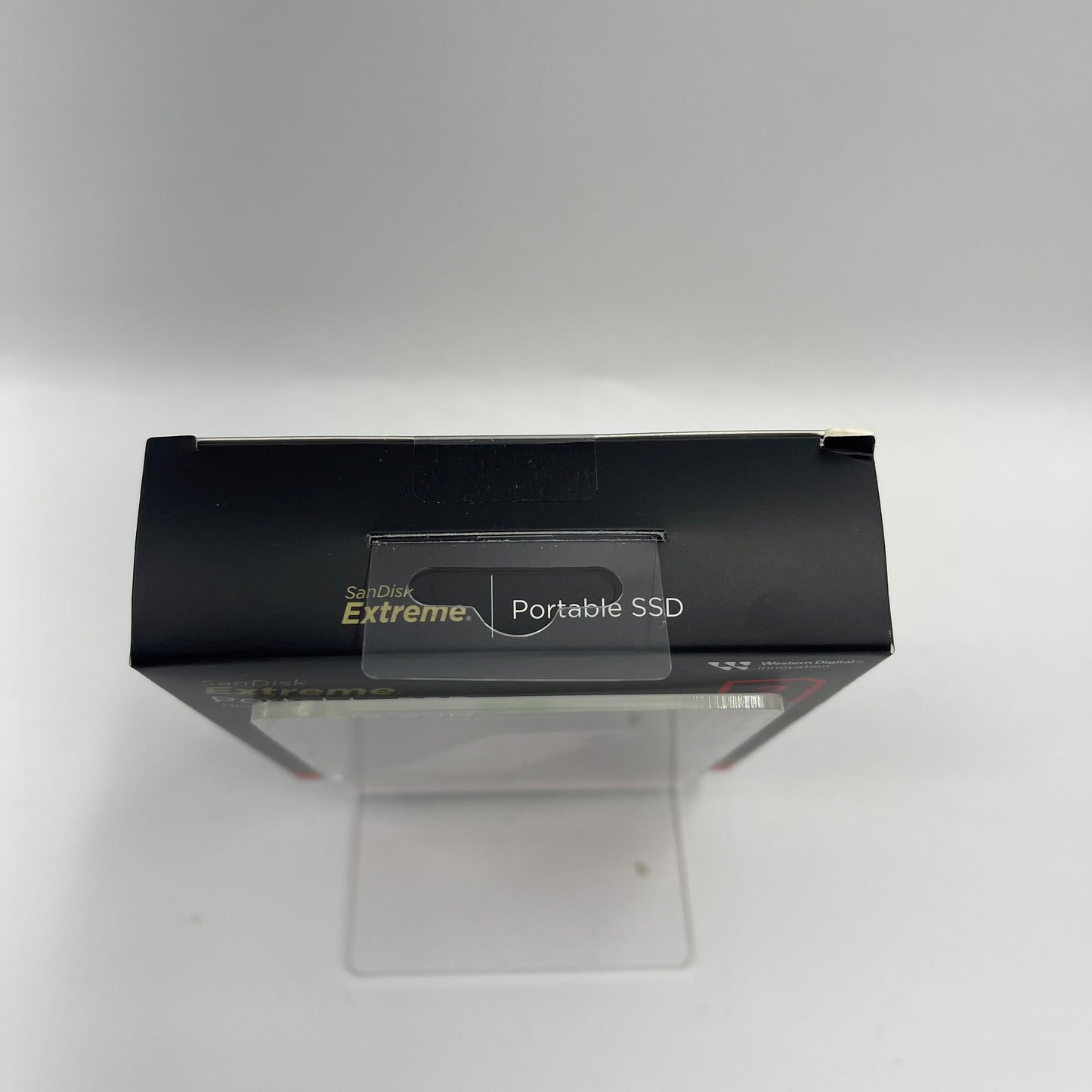 New SanDisk Portable Extreme Portable SSD 2TB 2TB USB-C SSD SDSSDE51-2T00-AW25