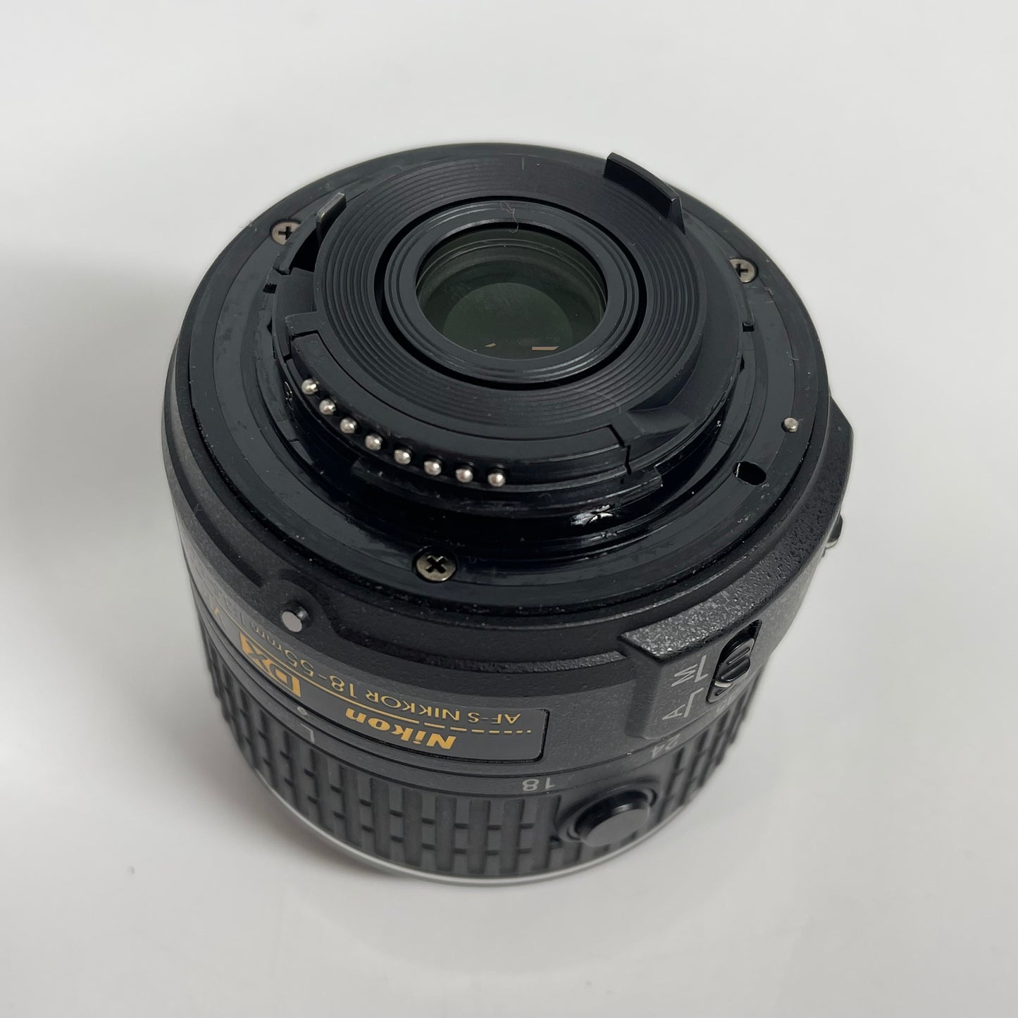 Nikon D5300 24.2MP Digital Camera AF-S DX NIKKOR 18-55mm f/3.5-5.6G VR II Lens