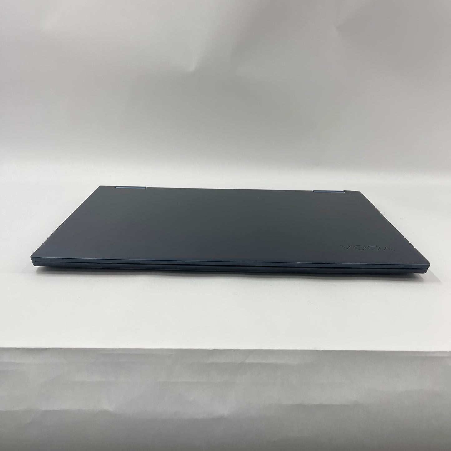 Lenovo Yoga 730-15IWL 15.6" i5-8265U 1.6GHz 12GB RAM 256GB SSD