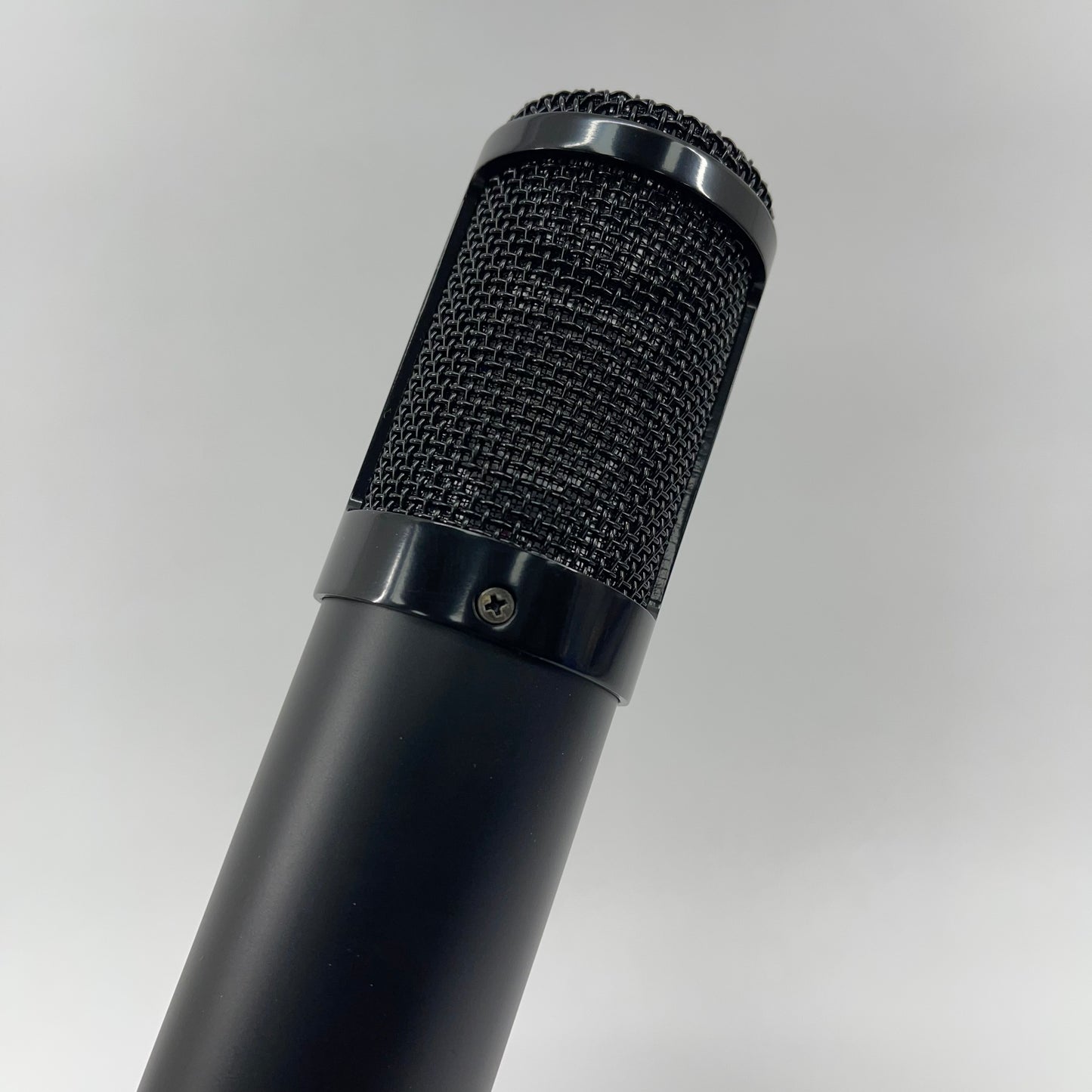 Rockville RCM Pro 20 Hz - 20 kHz XLR Condenser Studio Microphone