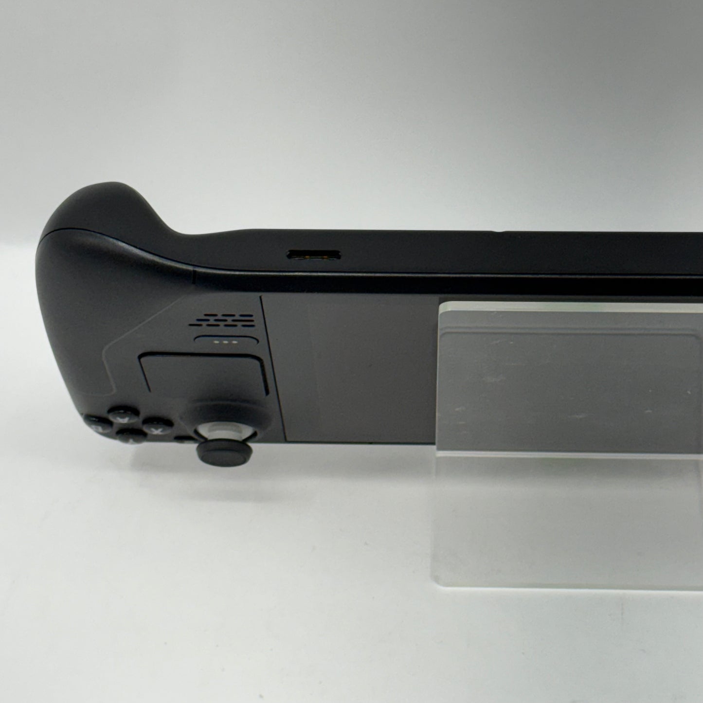 Valve Steam Deck 7" AMD 7nm Ryzen APU 16GB RAM 256GB Black 1010