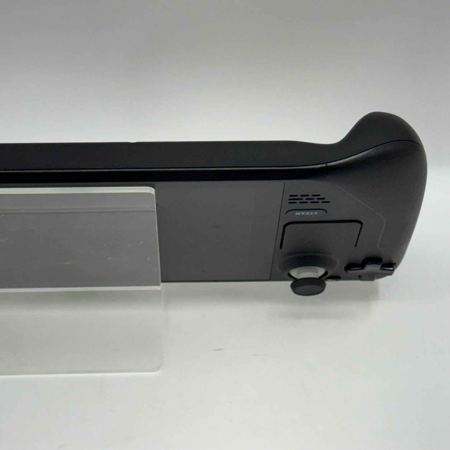 Valve Steam Deck 7" AMD 7nm Ryzen APU 16GB RAM 256GB Black 1010