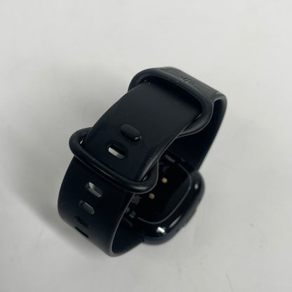 Fitbit Versa 4 Activity Tracker FB523