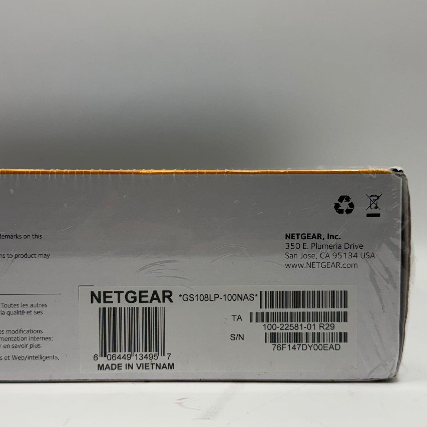 New Netgear 8-Port Gigabit Ethernet  Unmanaged PoE Switch GS108LP