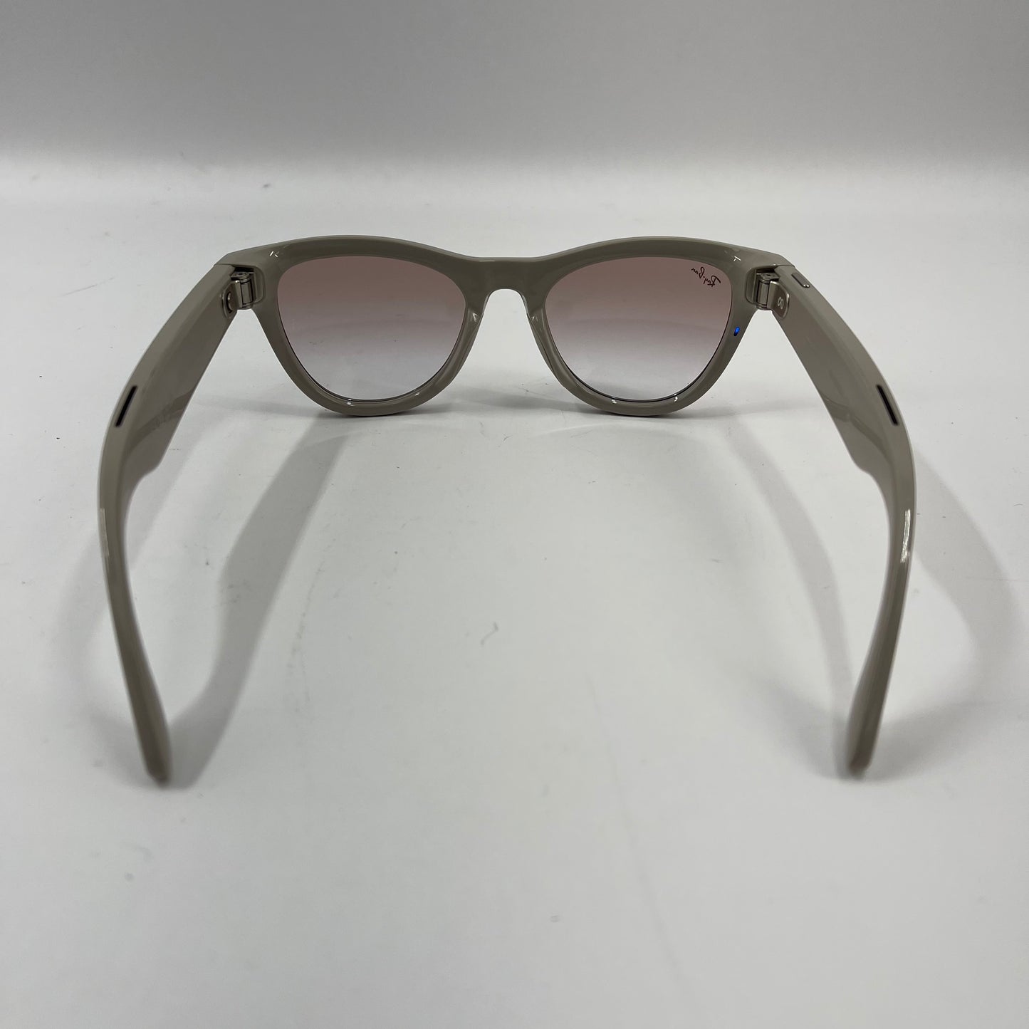 Ray-Ban Meta Skyler Smart Glasses Chalky Gray RW4010