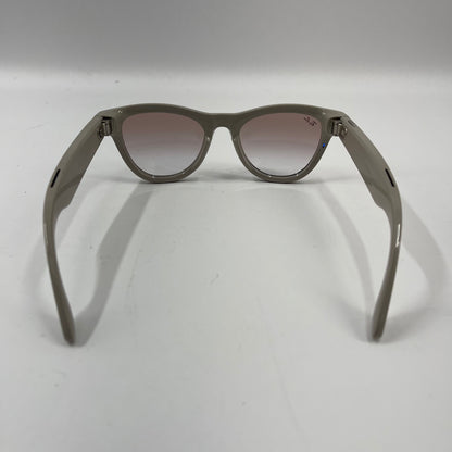 Ray-Ban Meta Skyler Smart Glasses Chalky Gray RW4010