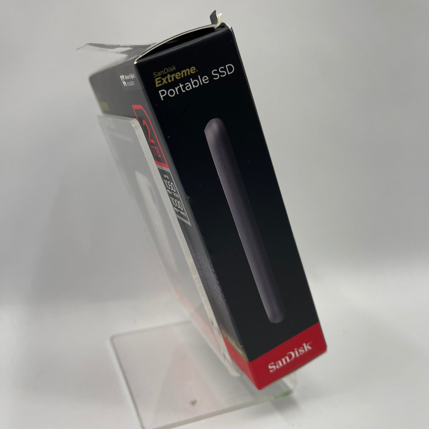 New SanDisk Portable Extreme Portable SSD 2TB 2TB USB-C SSD SDSSDE51-2T00-AW25