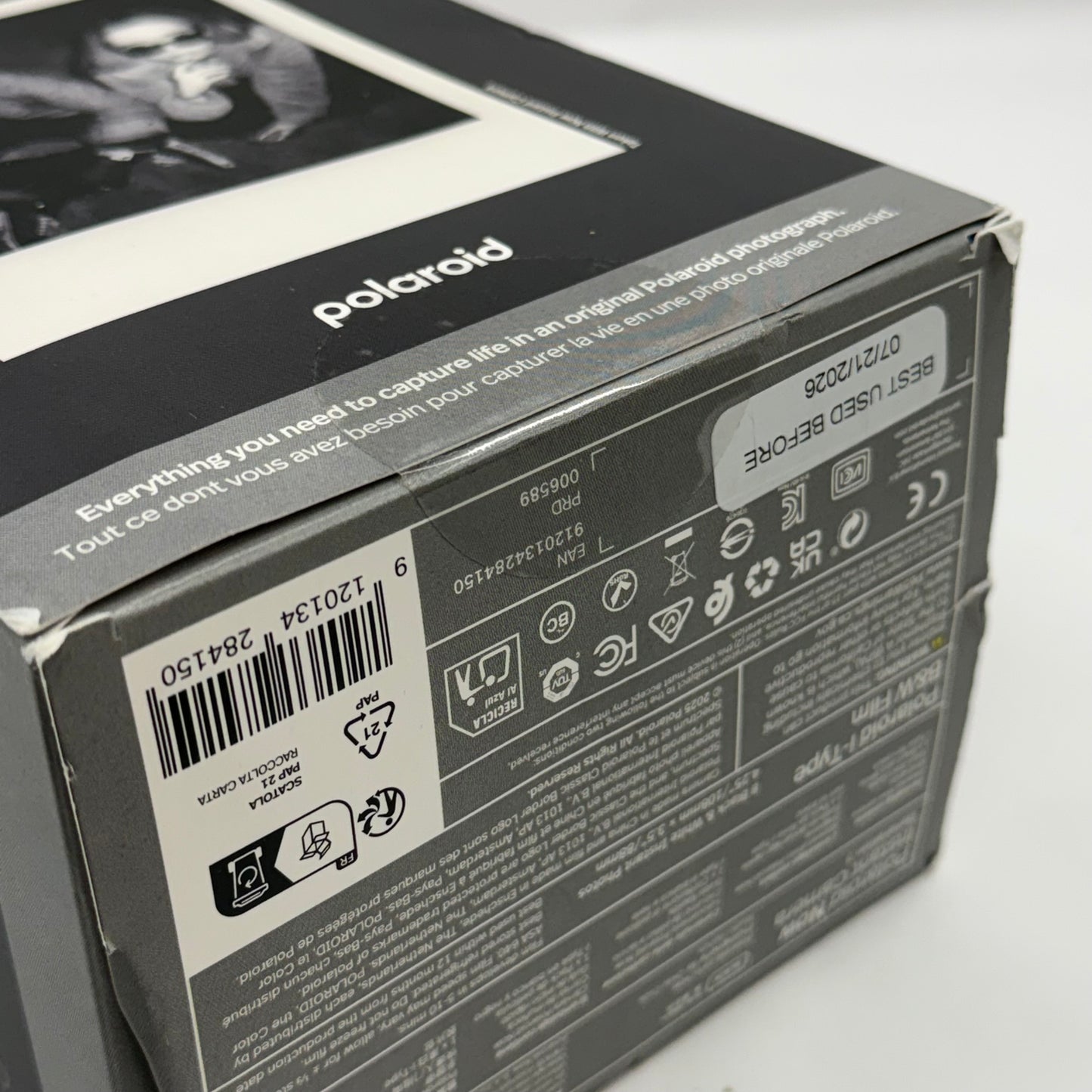 New Polaroid Now Gen 3 Instant Camera 006589