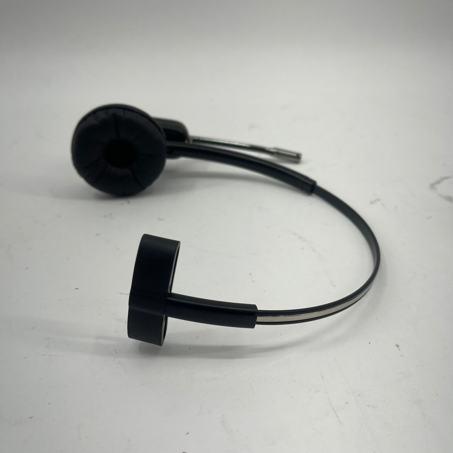 Plantronics SAVI 740 Multi Device Wireless Headset System 84001-01