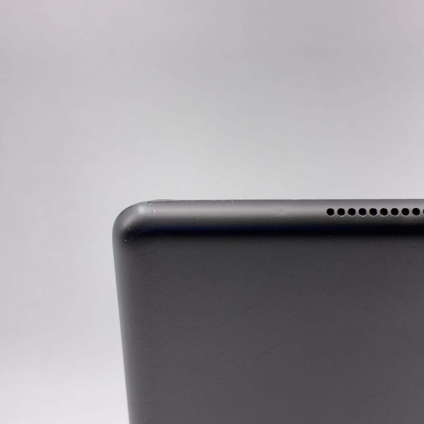 Unlocked Apple iPad 9th Gen 256GB Space Gray MK693LL/A