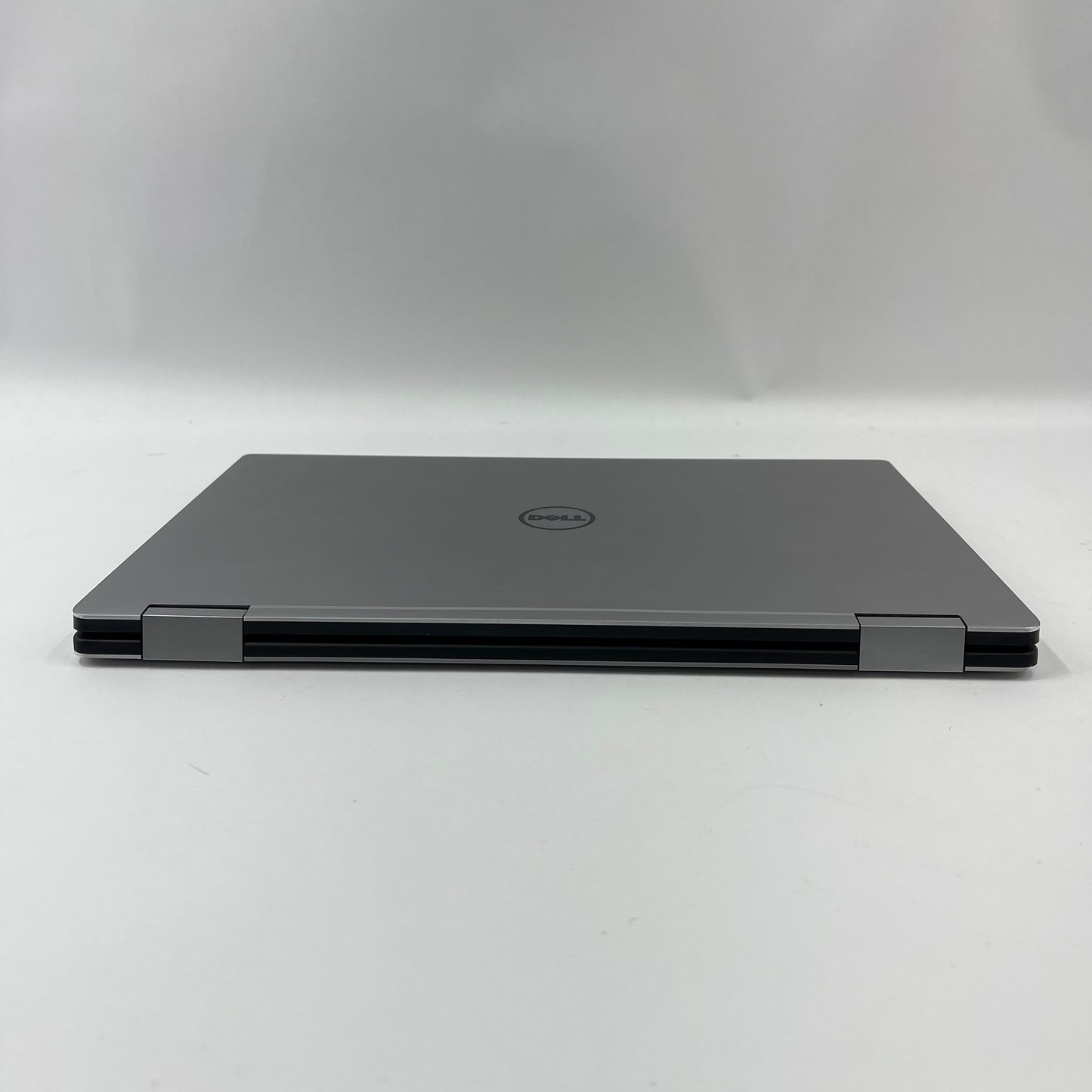 Dell XPS 13 9365 2-IN-1 13.3" i5-7y54 1.6GHz 4GB RAM 128GB SSD
