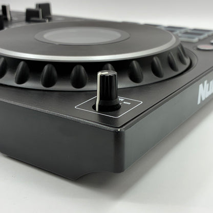 Numark Mixtrack Platinum FX 4-Deck Layering  DJ Controller