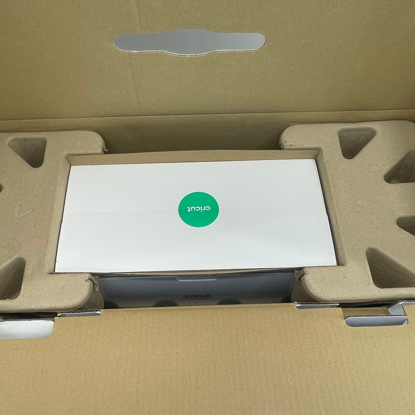 New Circut Maker 3 Smart Cutting Machine 2008334 Mist